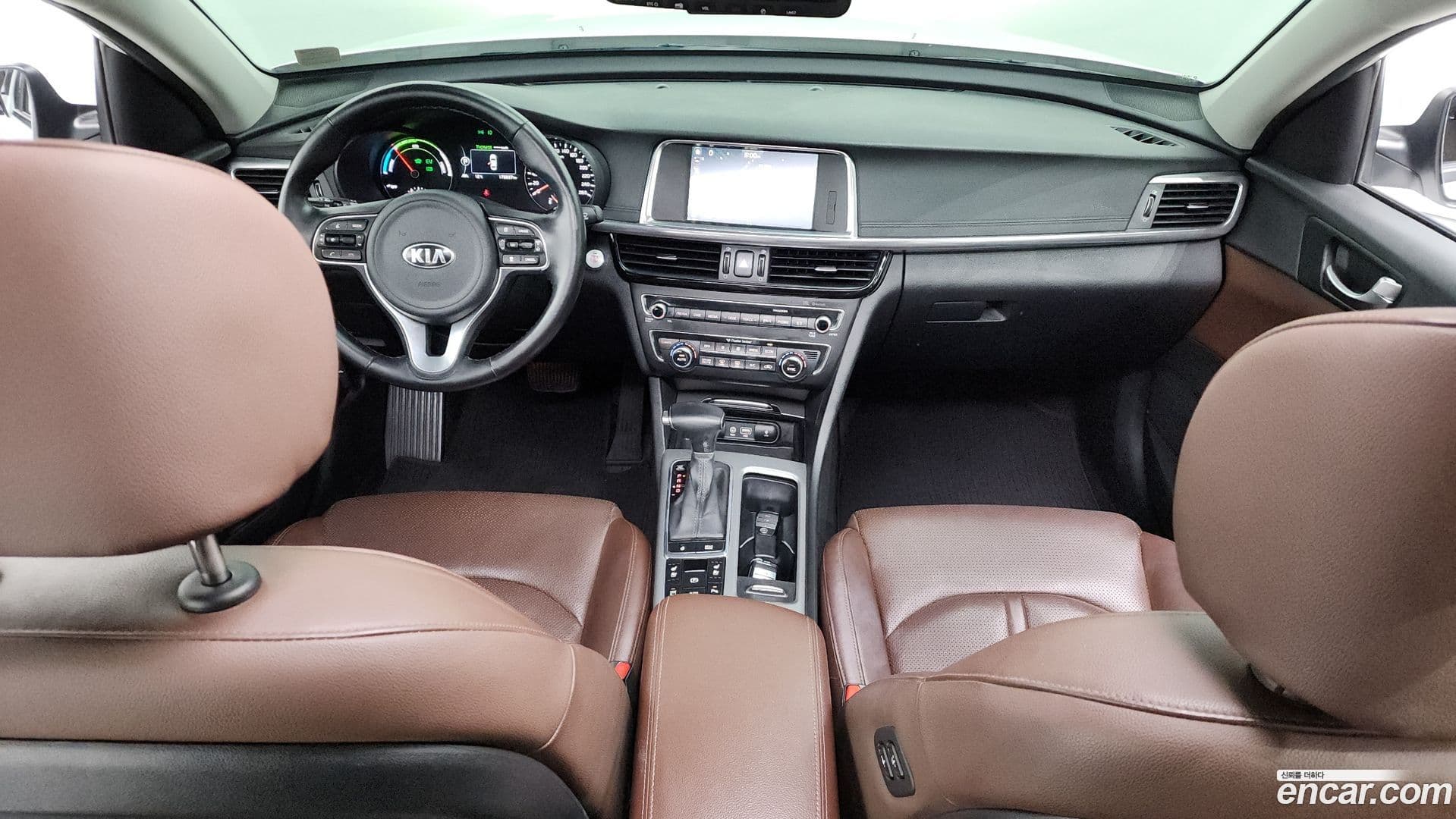 Main__Slider__Photo:K5 Kia 2016.9-6