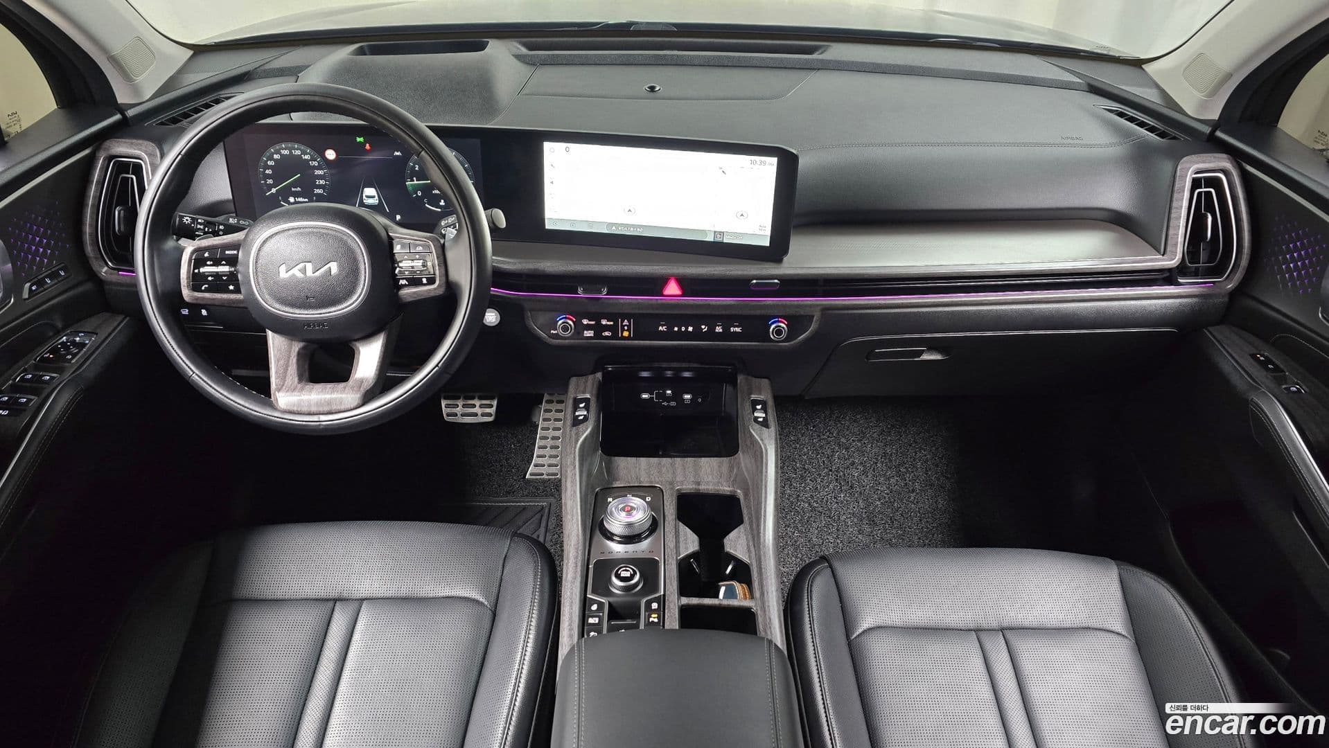 Main__Slider__Photo:Sorento Kia 2024.4-6