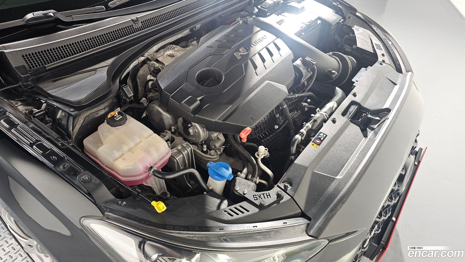 Main__Slider__Photo:Veloster Hyundai 2018.8-5