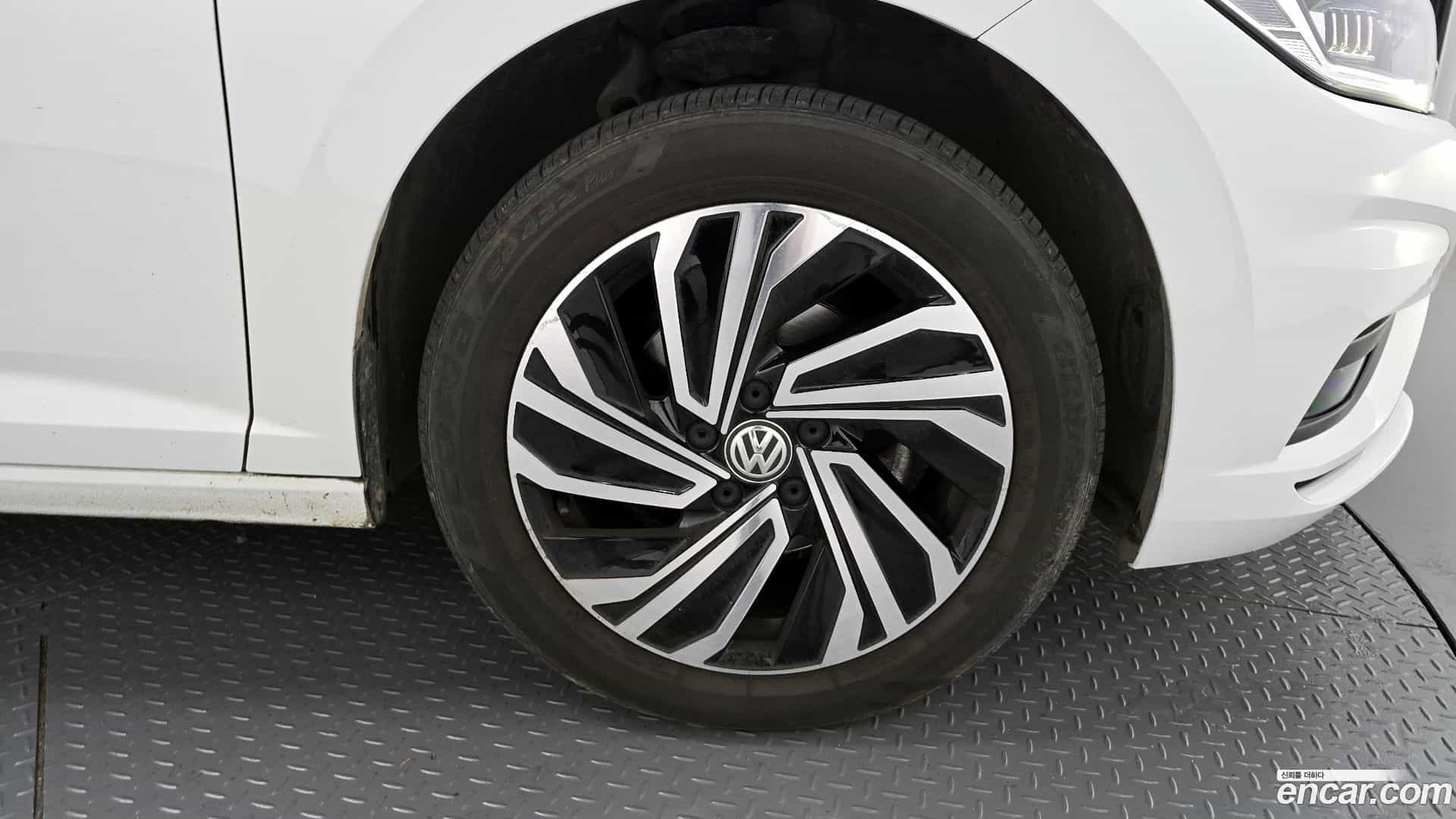 Jetta Volkswagen 2021.11-OUTER-005