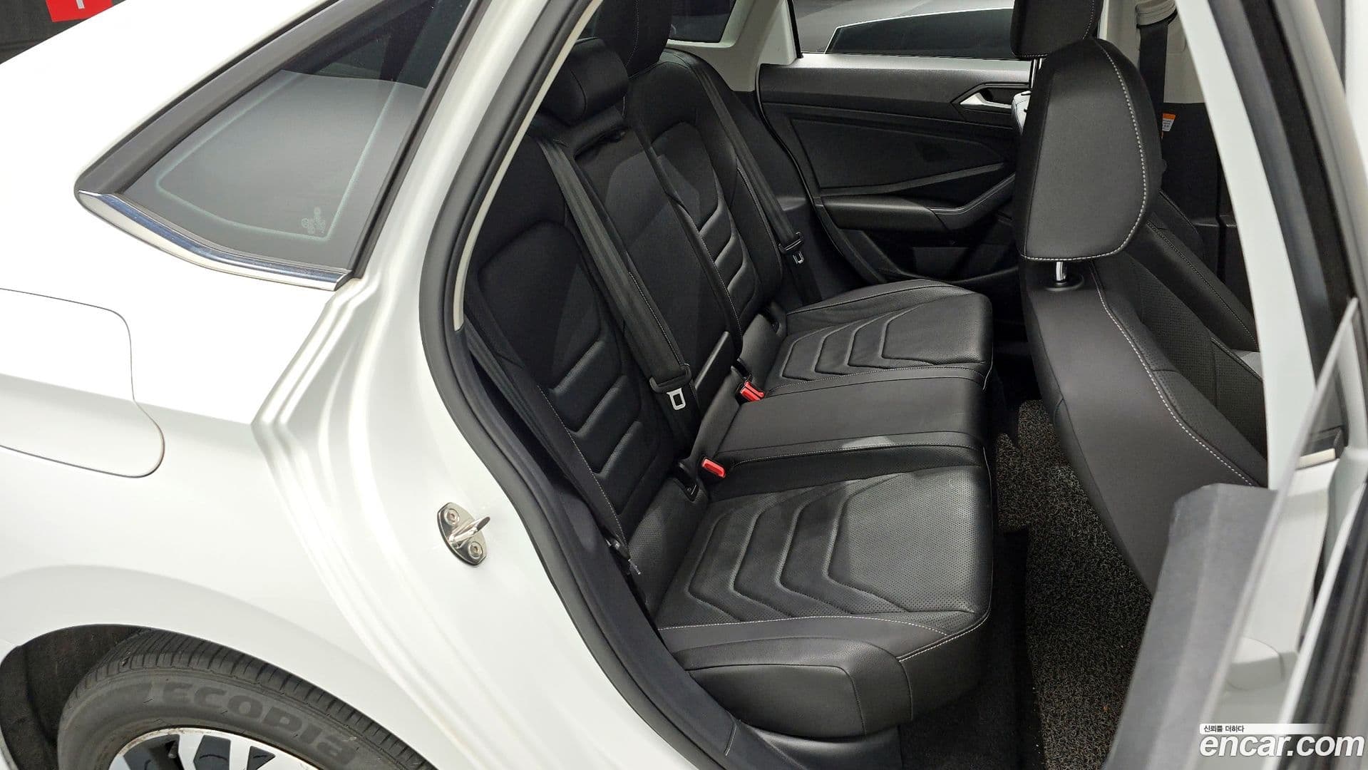 Main__Slider__Photo:Jetta Volkswagen 2021.11-11