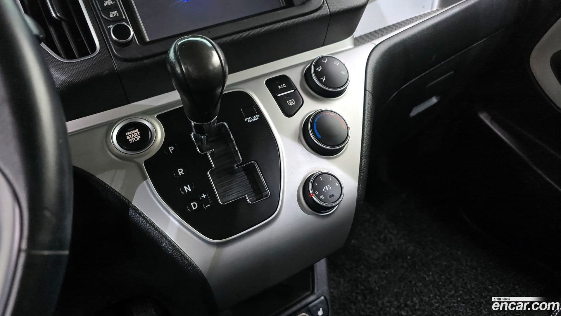 Main__Slider__Photo:RAY Kia 2014.11-8