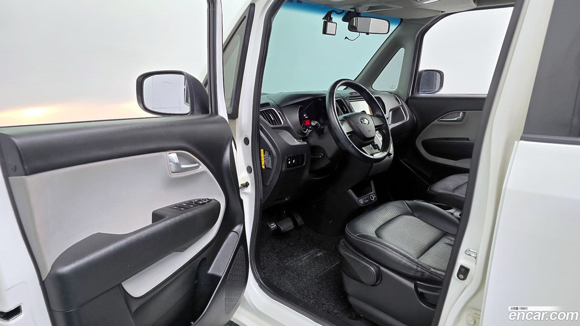 Main__Slider__Photo:RAY Kia 2014.11-10