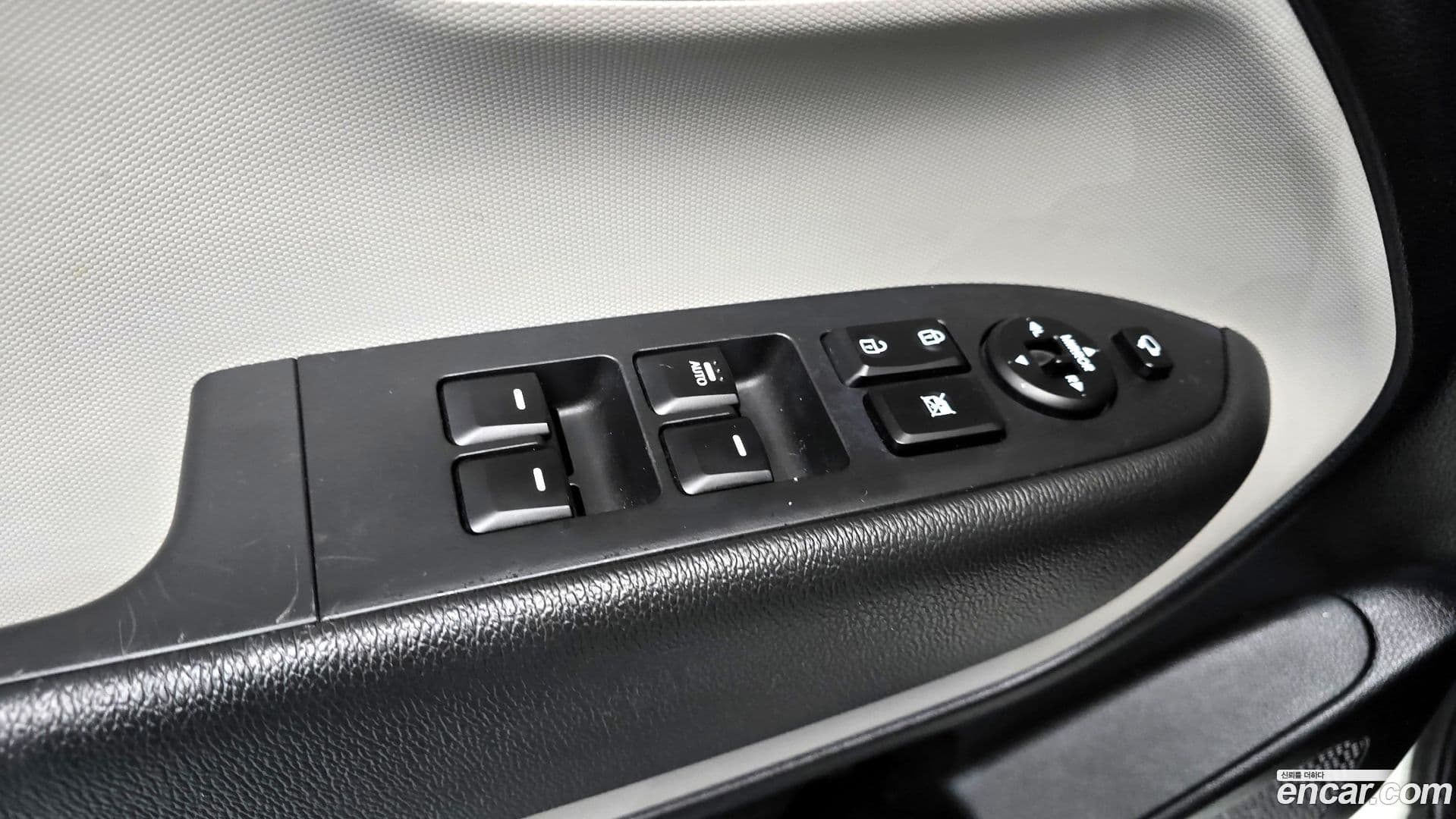 Main__Slider__Photo:RAY Kia 2014.11-17