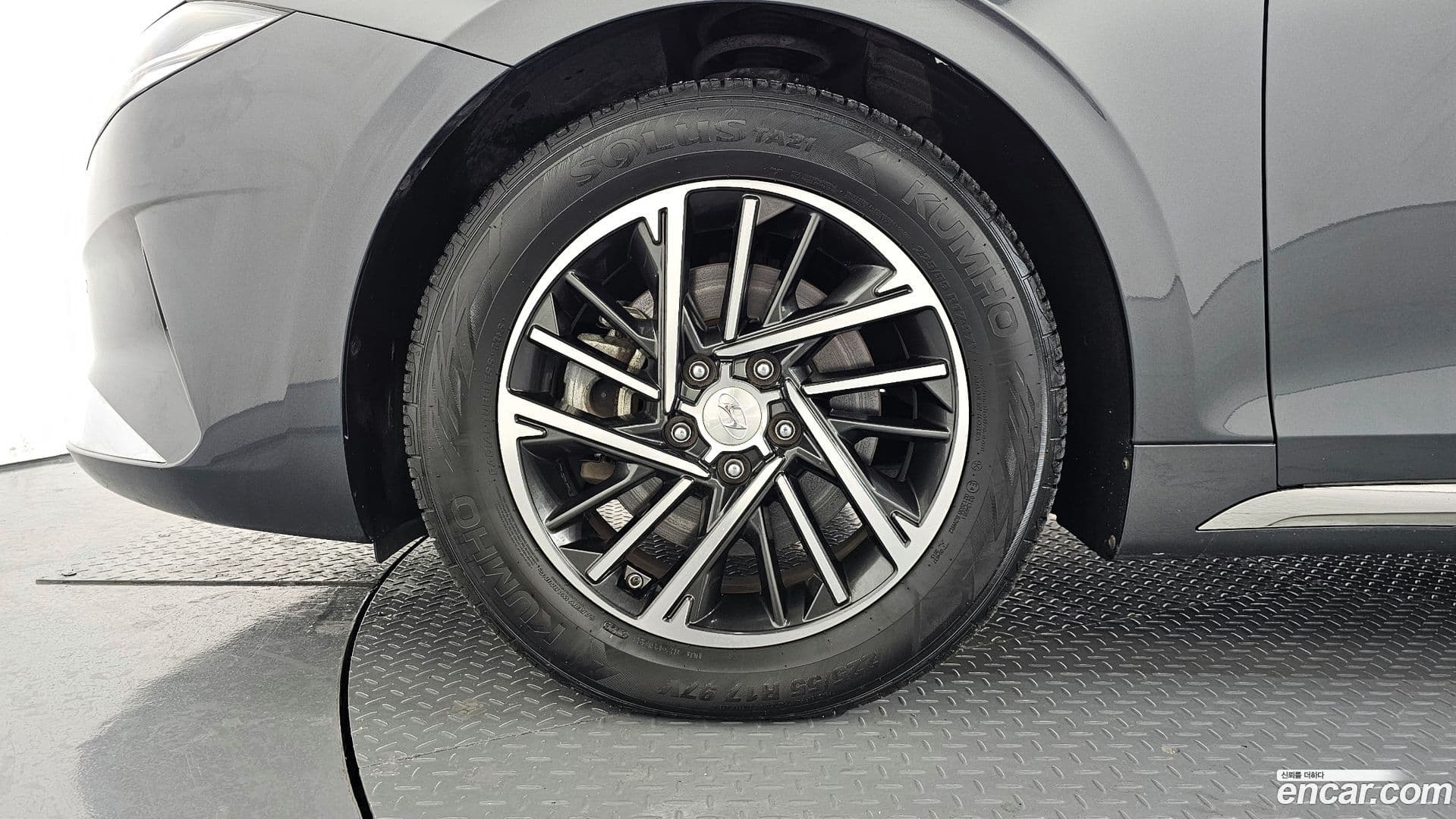 Main__Slider__Photo:Grandeur Hyundai 2022.6-4