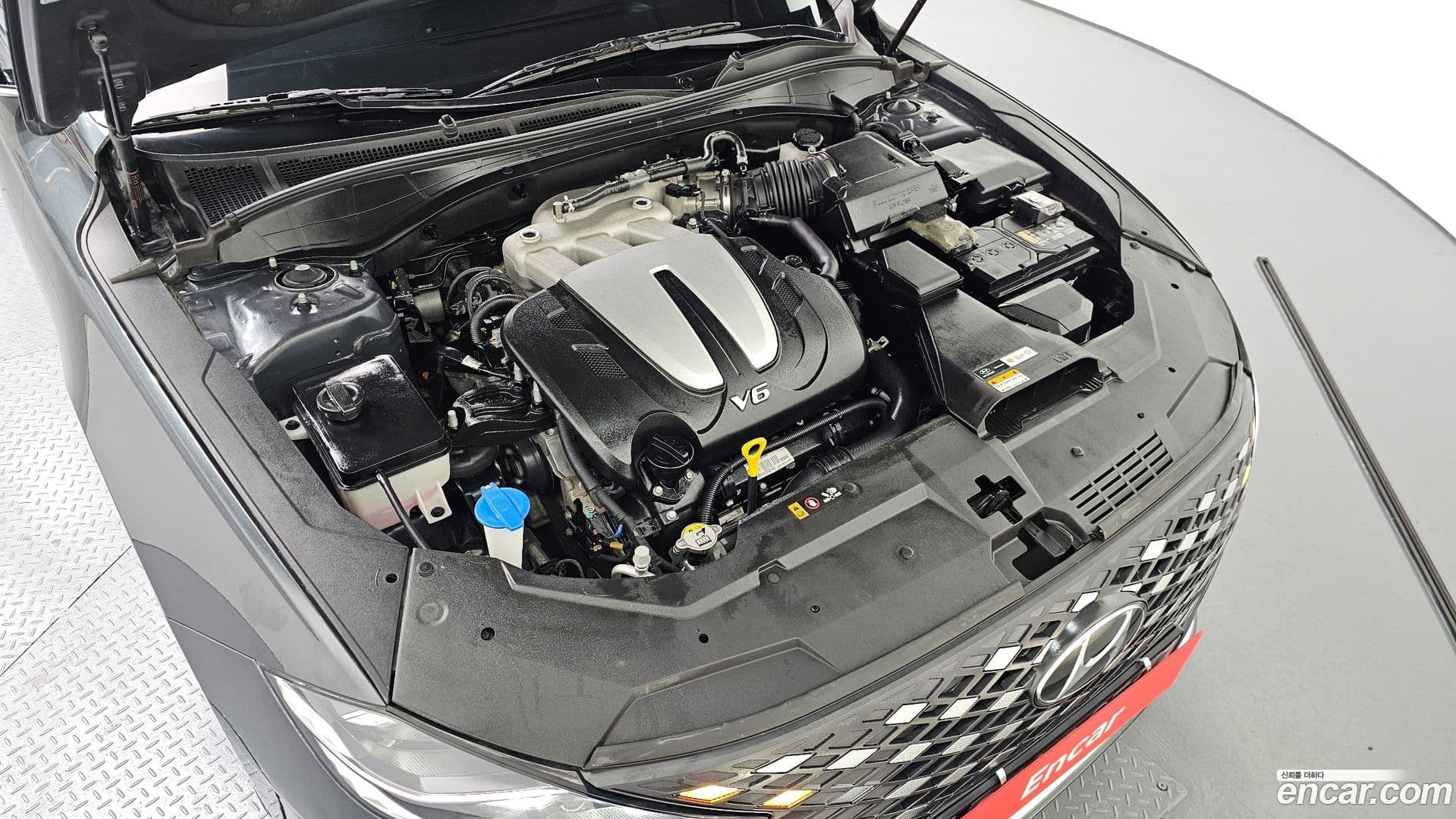 Main__Slider__Photo:Grandeur Hyundai 2022.6-5