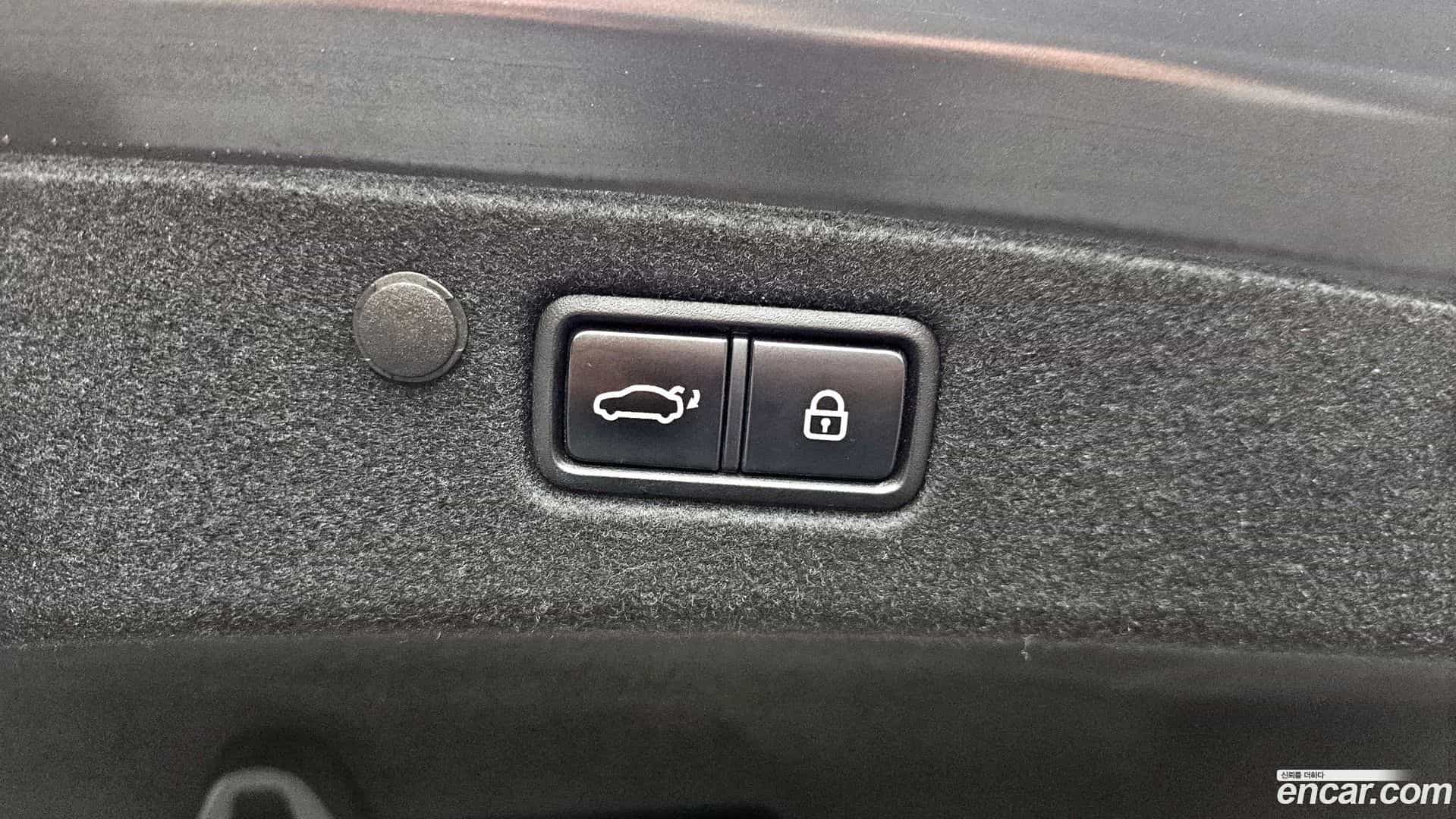 Grandeur Hyundai 2022.6-OPTION-023