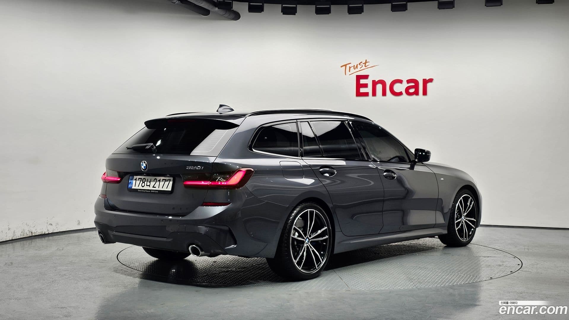 Main__Slider__Photo:3-Series BMW 2022.5-1