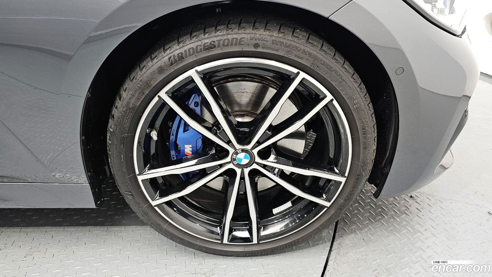 Main__Slider__Photo:3-Series BMW 2022.5-4