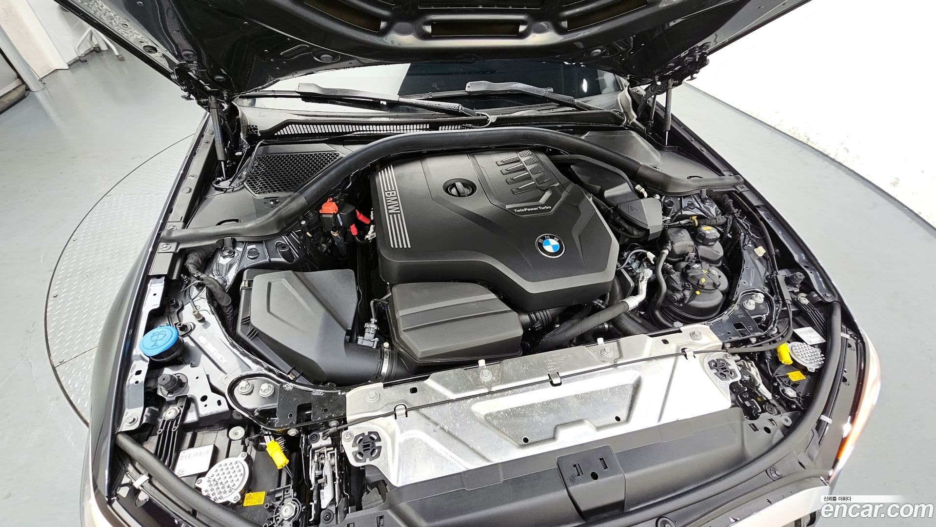 Main__Slider__Photo:3-Series BMW 2022.5-5