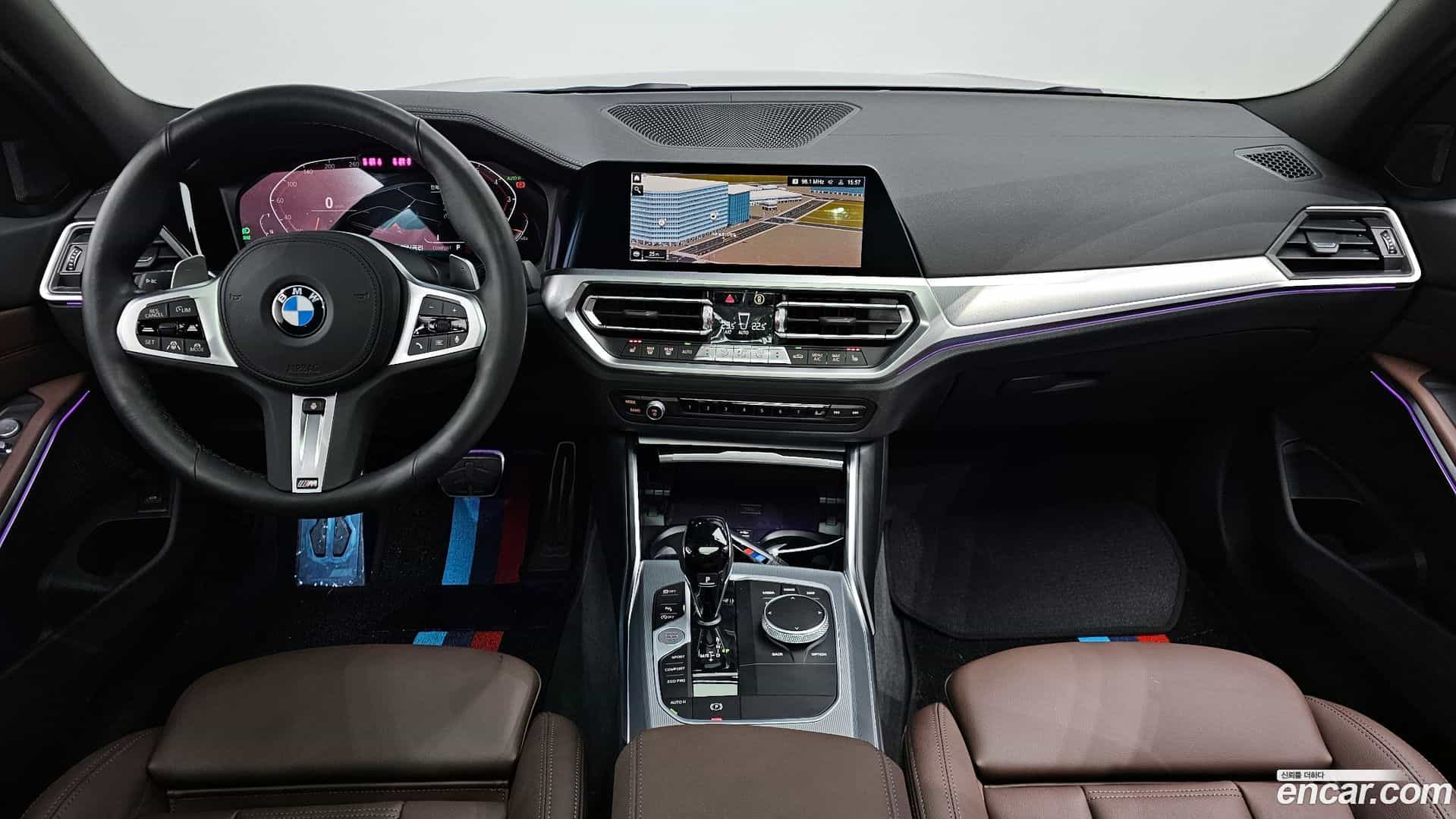 3-Series BMW 2022.5-INNER-007