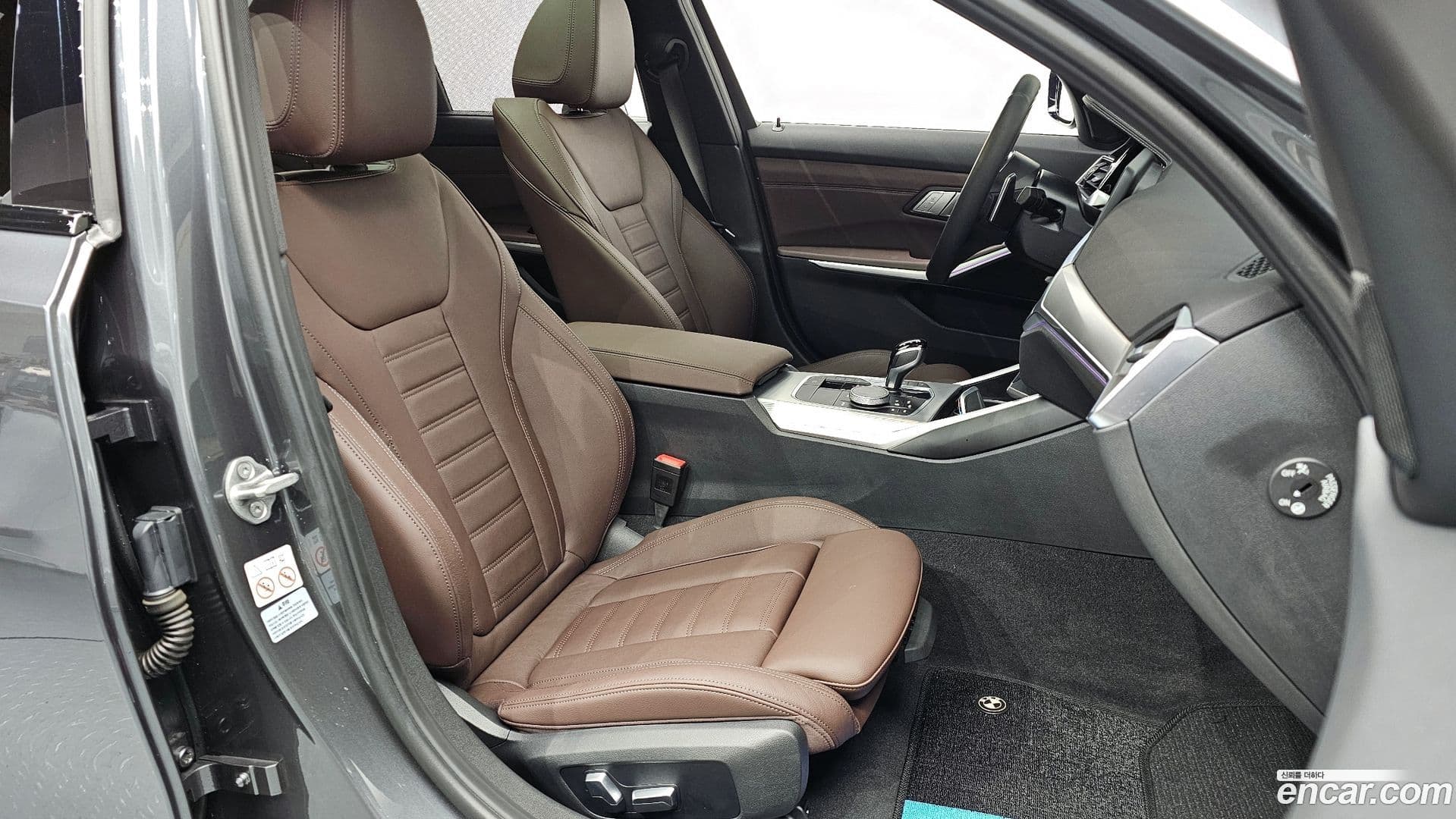 Main__Slider__Photo:3-Series BMW 2022.5-9