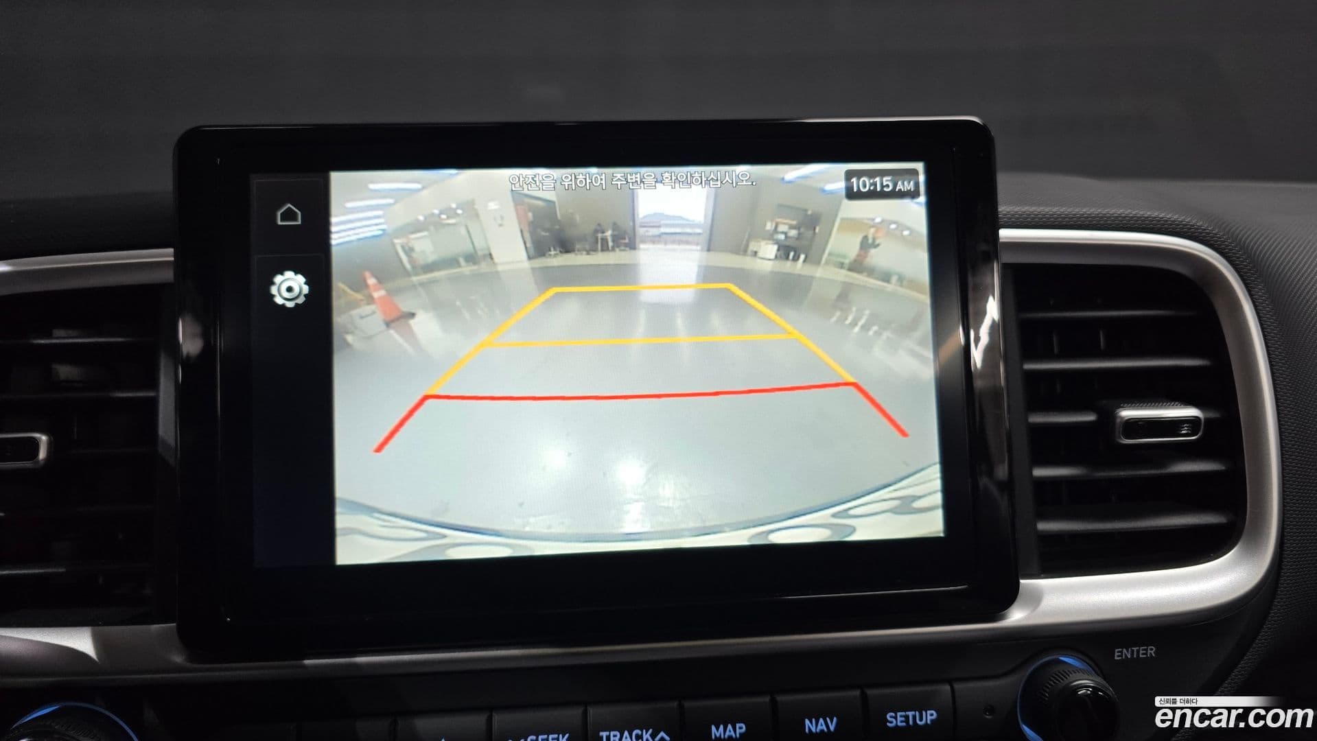 Main__Slider__Photo:Venue Hyundai 2022.0-14