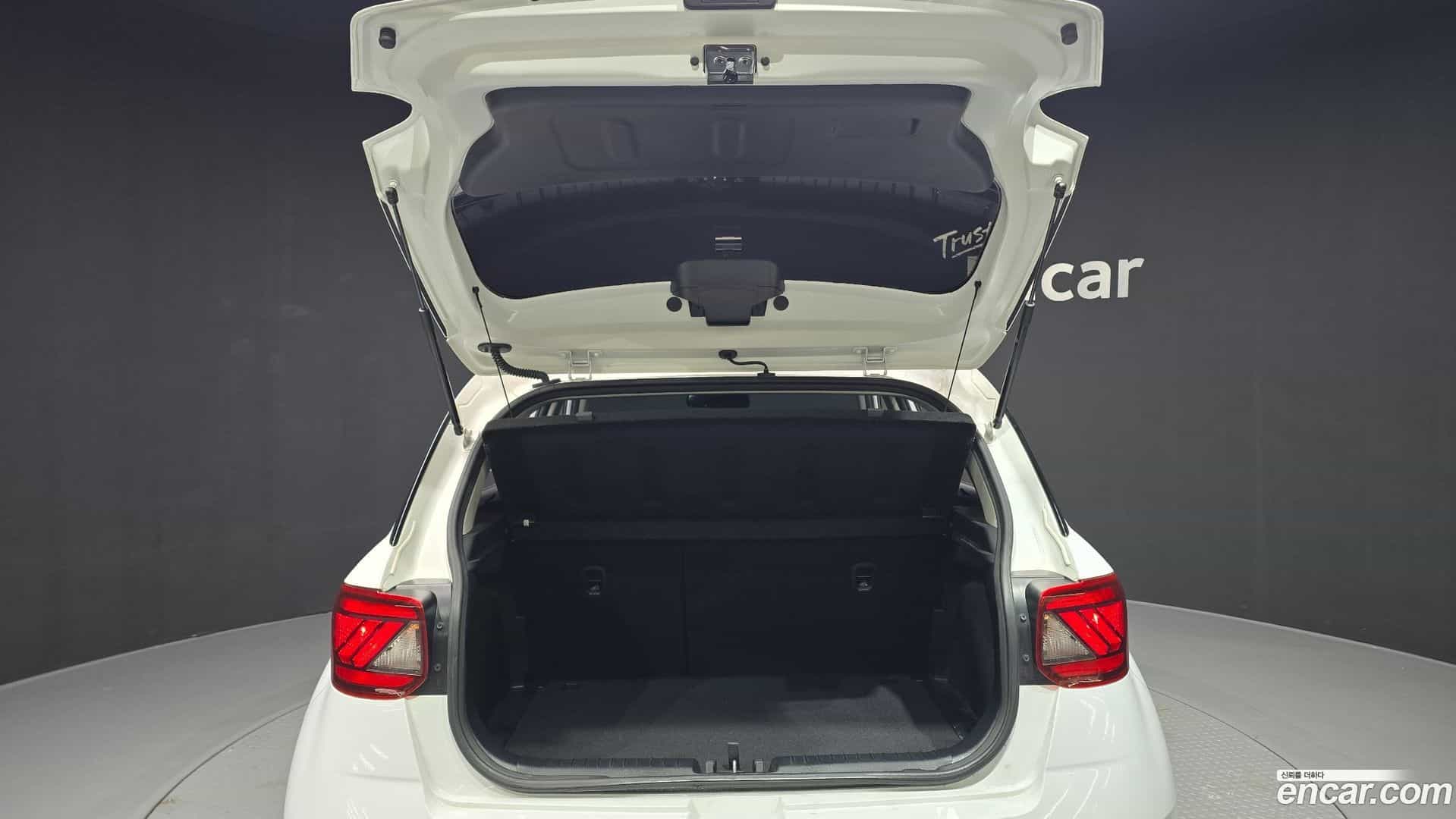 Venue Hyundai 2022.0-OPTION-024