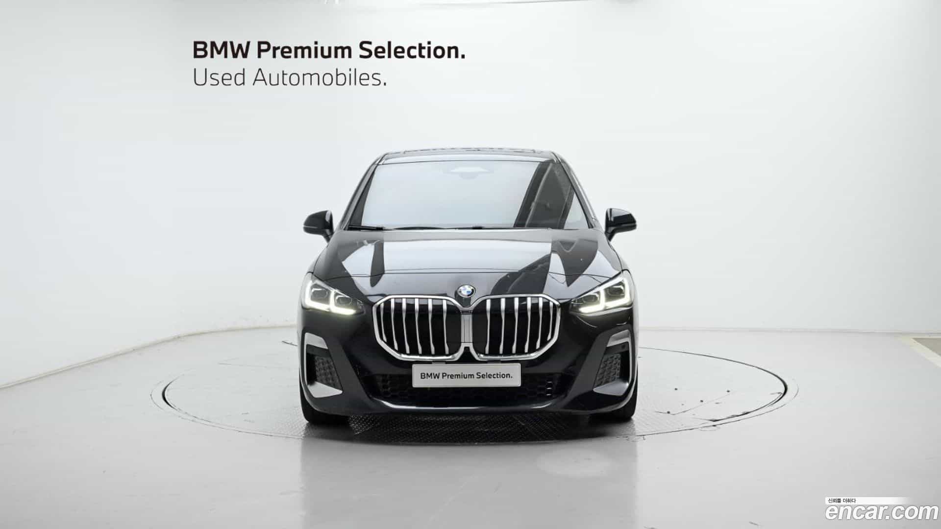 2-Series BMW 2023.8-OUTER-003