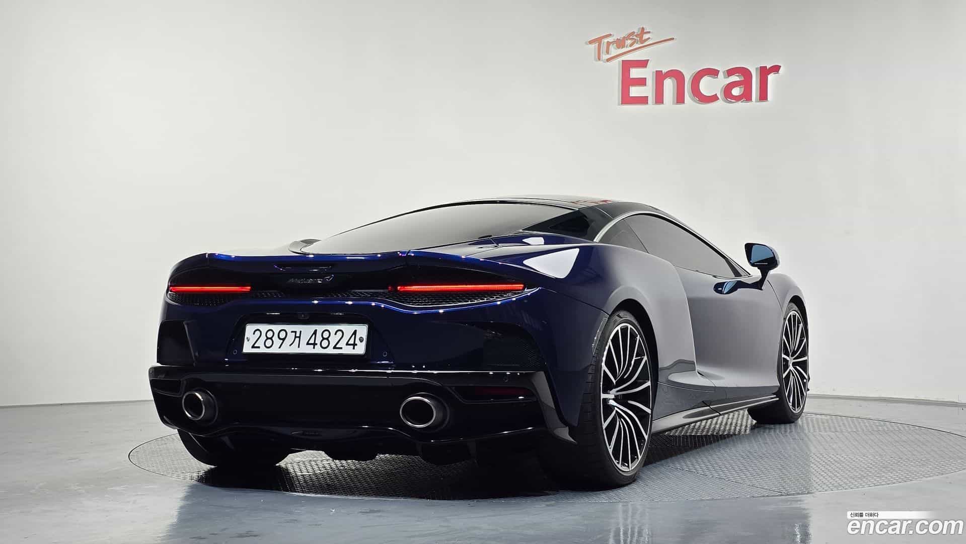 GT Mclaren 2019.11-OUTER-002