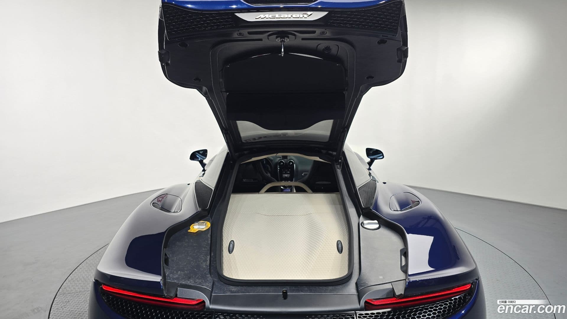 Main__Slider__Photo:GT Mclaren 2019.11-19