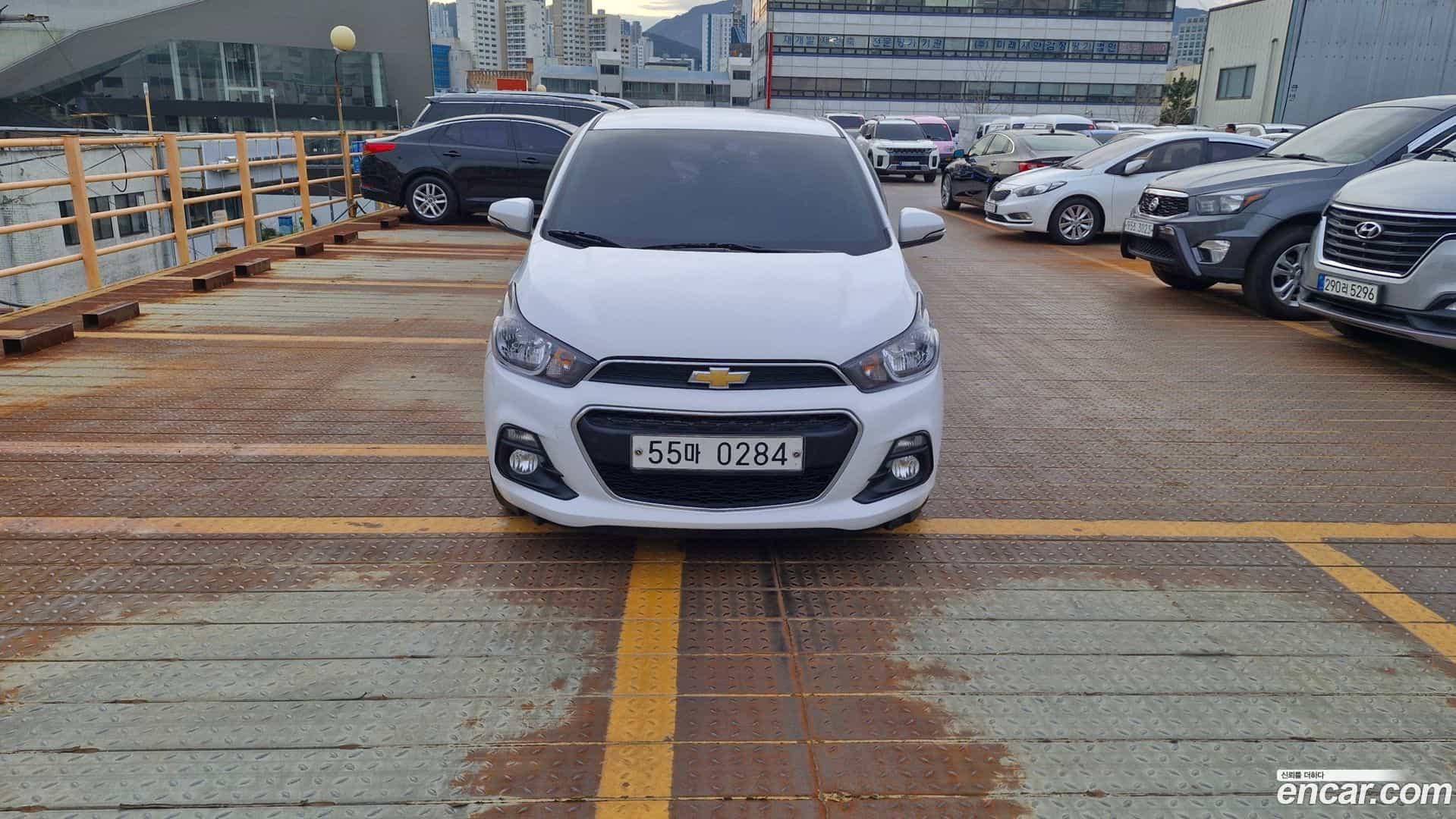 Spark Chevrolet 2016.11-OUTER-001