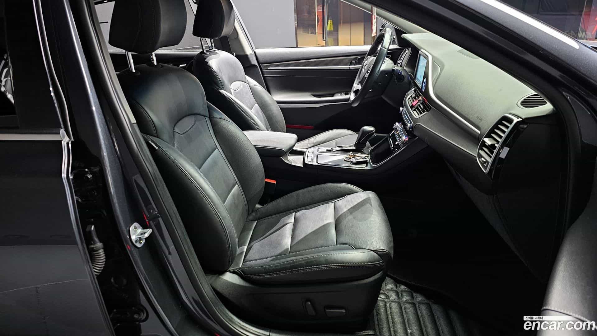 Grandeur Hyundai 2017.4-INNER-010