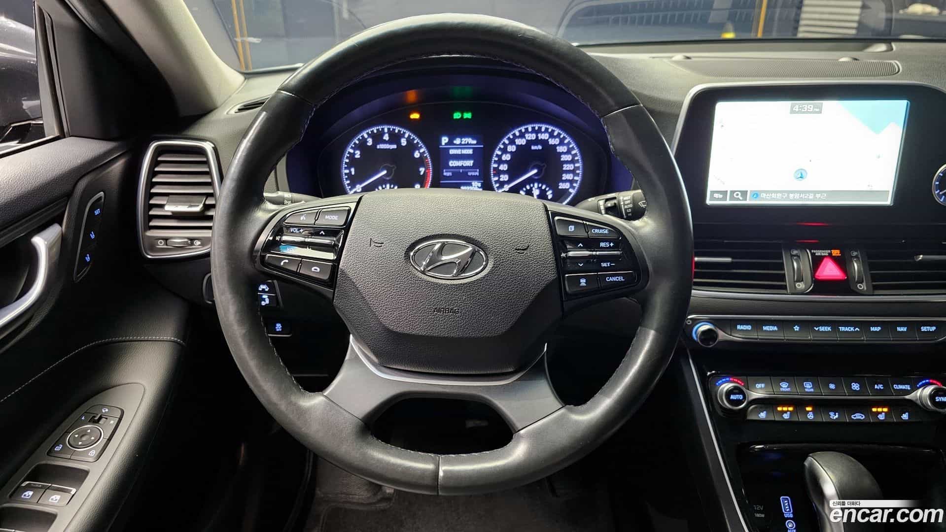 Grandeur Hyundai 2017.4-OPTION-017