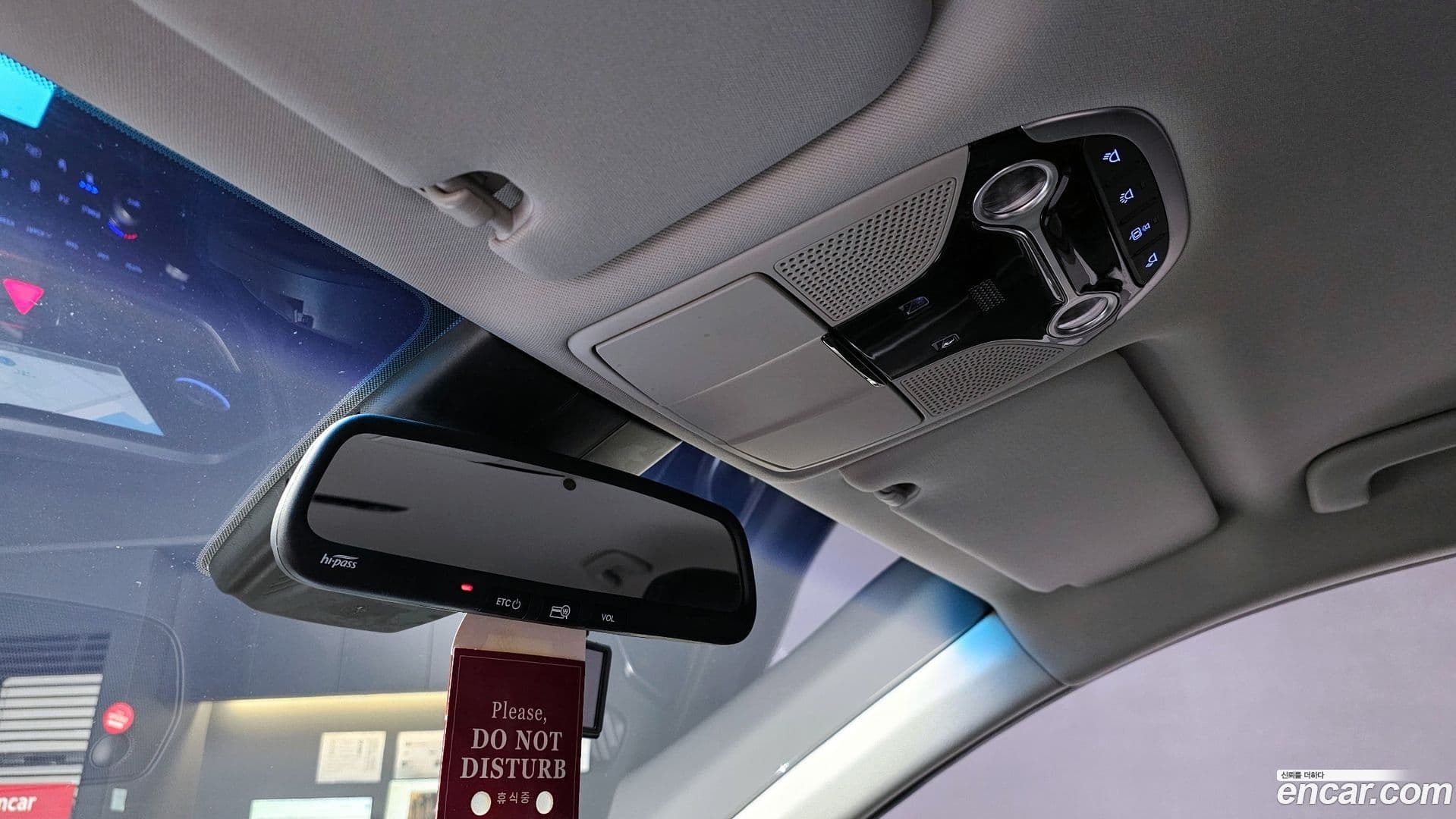 Main__Slider__Photo:Grandeur Hyundai 2017.4-17