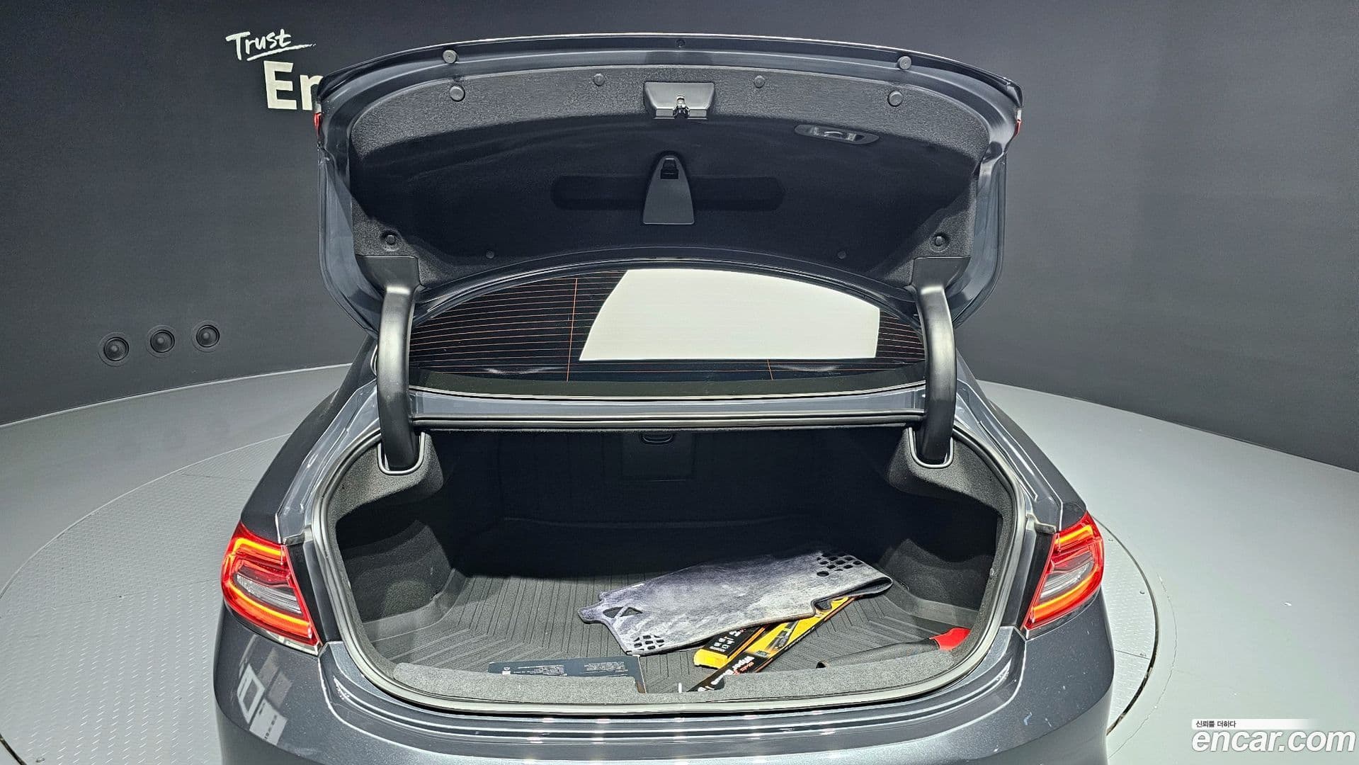 Main__Slider__Photo:Grandeur Hyundai 2017.4-19