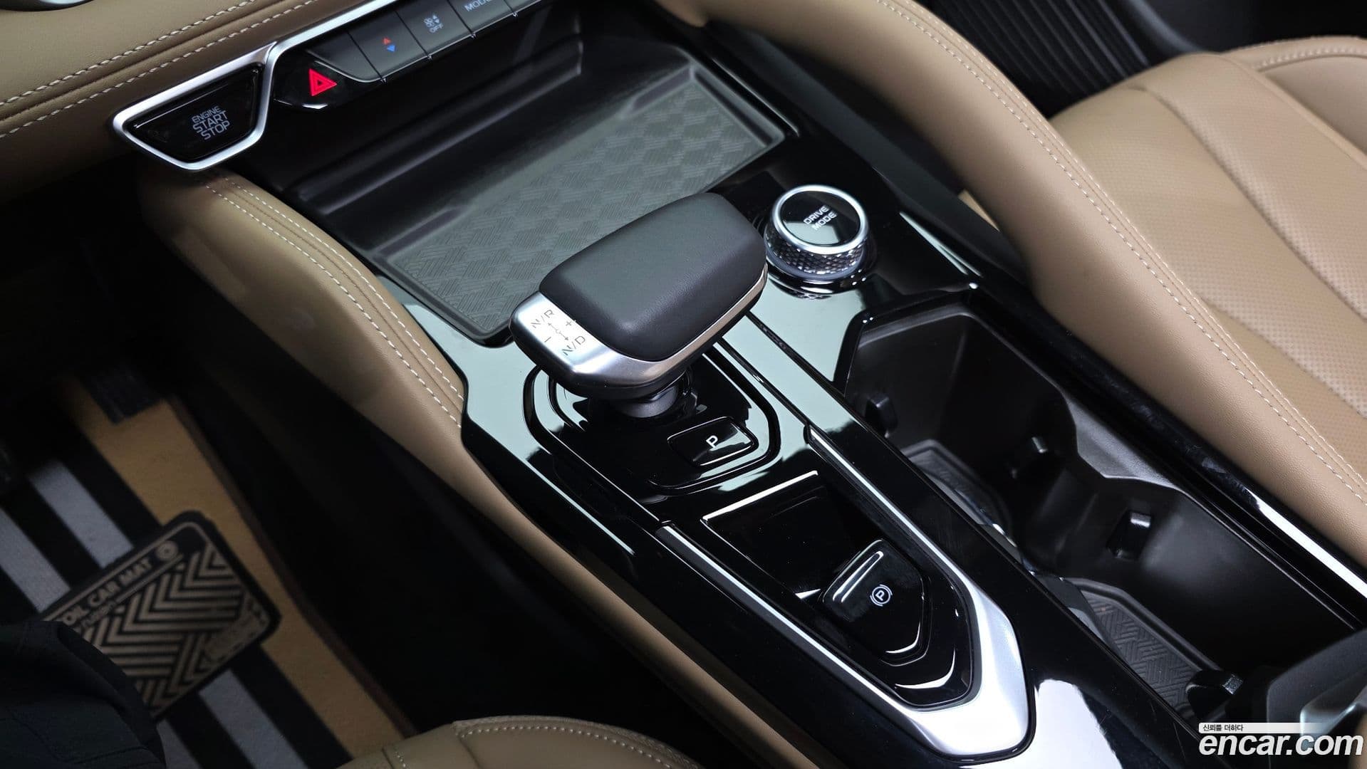 Main__Slider__Photo:Grand Koleos Renault Korea 2025.9-8