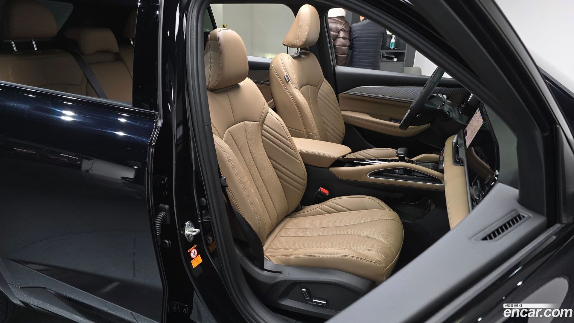 Main__Slider__Photo:Grand Koleos Renault Korea 2025.9-9