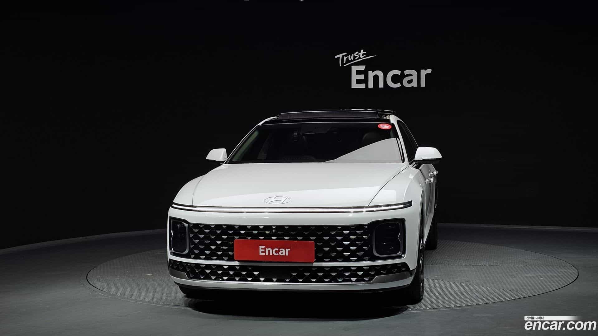 Grandeur Hyundai 2023.0-OUTER-003