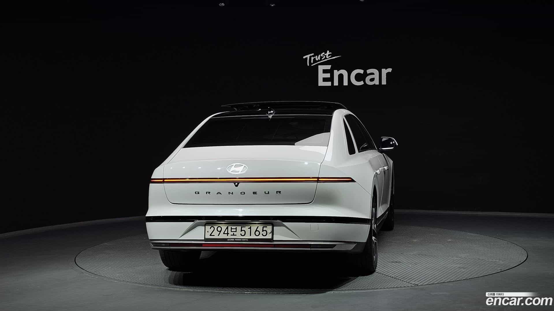 Grandeur Hyundai 2023.0-OUTER-004