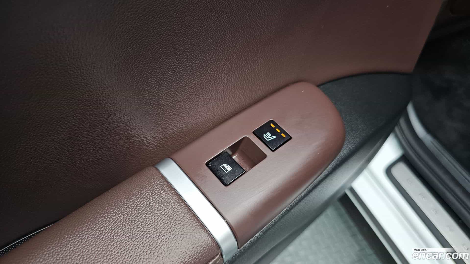 Grandeur Hyundai 2023.0-OPTION-023