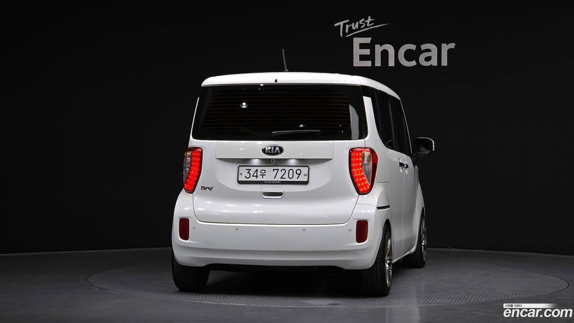 Main__Slider__Photo:RAY Kia 2014.1-3