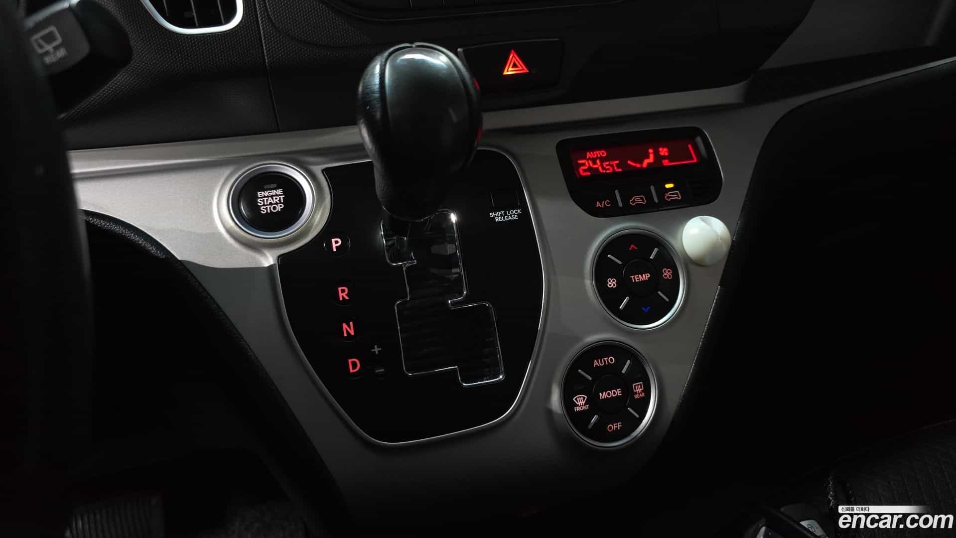 RAY Kia 2014.1-INNER-009