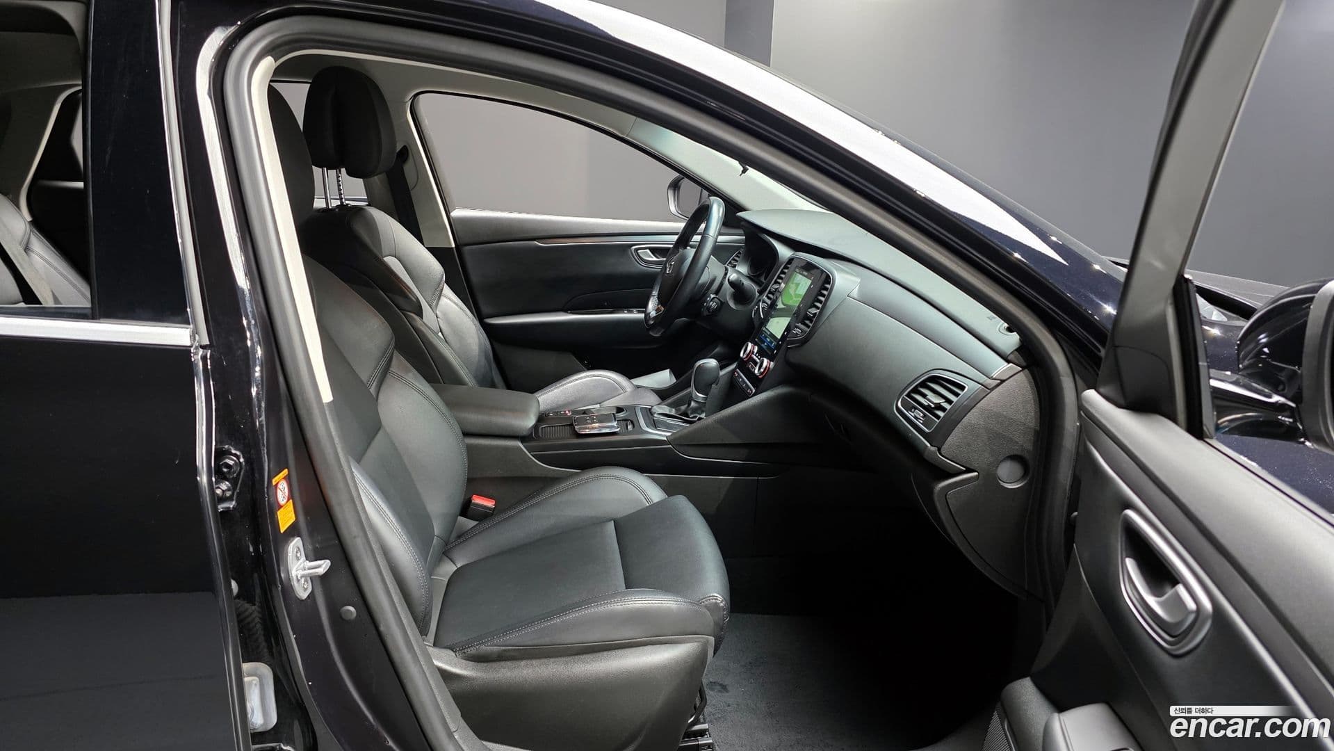 Main__Slider__Photo:SM6 Renault Korea 2018.2-9