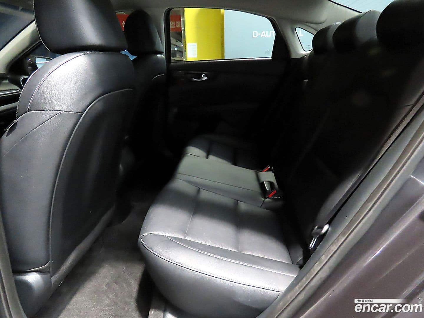 Main__Slider__Photo:K3 Kia 2024.1-10