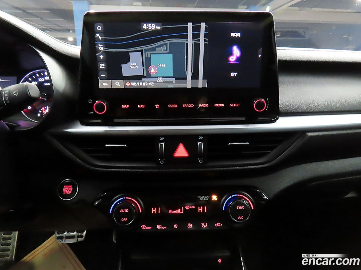 Main__Slider__Photo:K3 Kia 2024.1-14