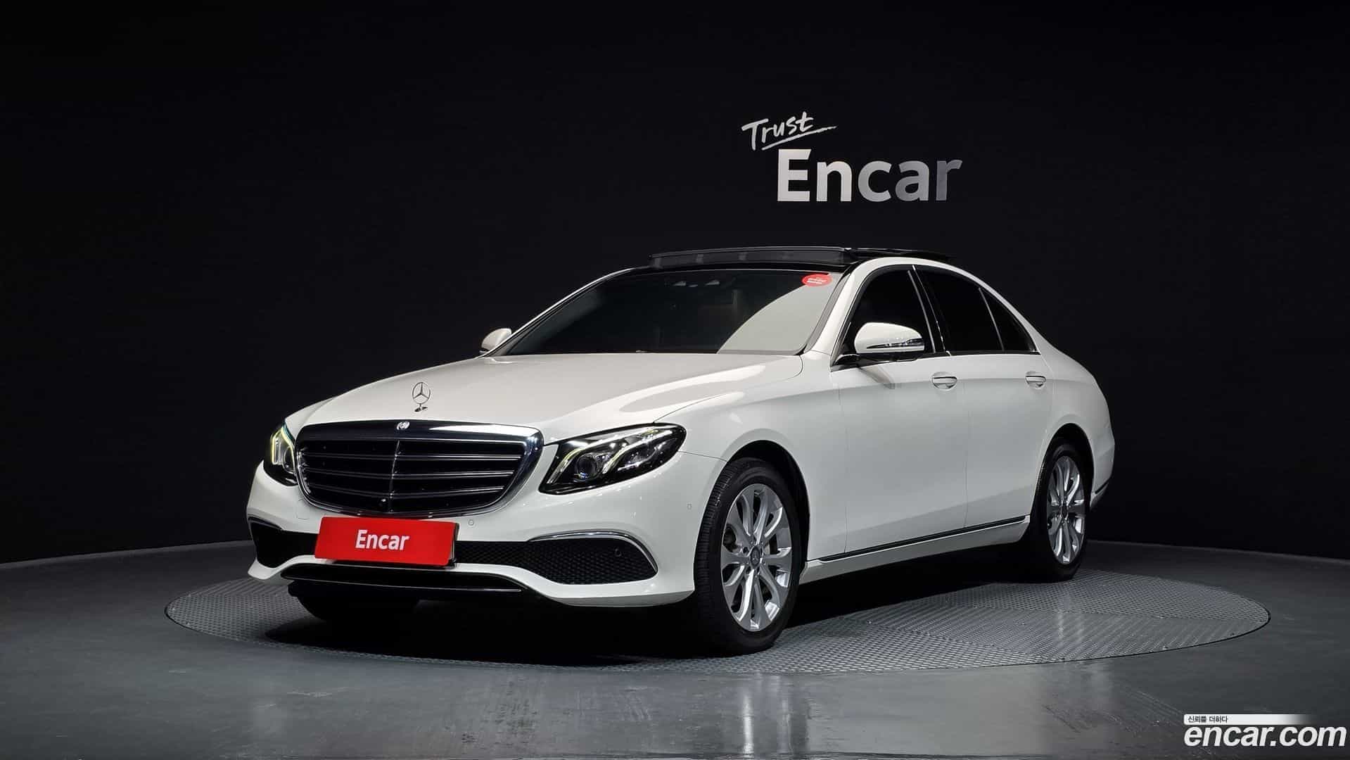 E-Class Mercedes-Benz 2017.0-OUTER-001