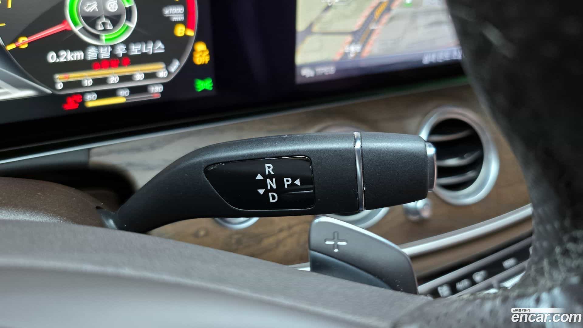 E-Class Mercedes-Benz 2017.0-INNER-009