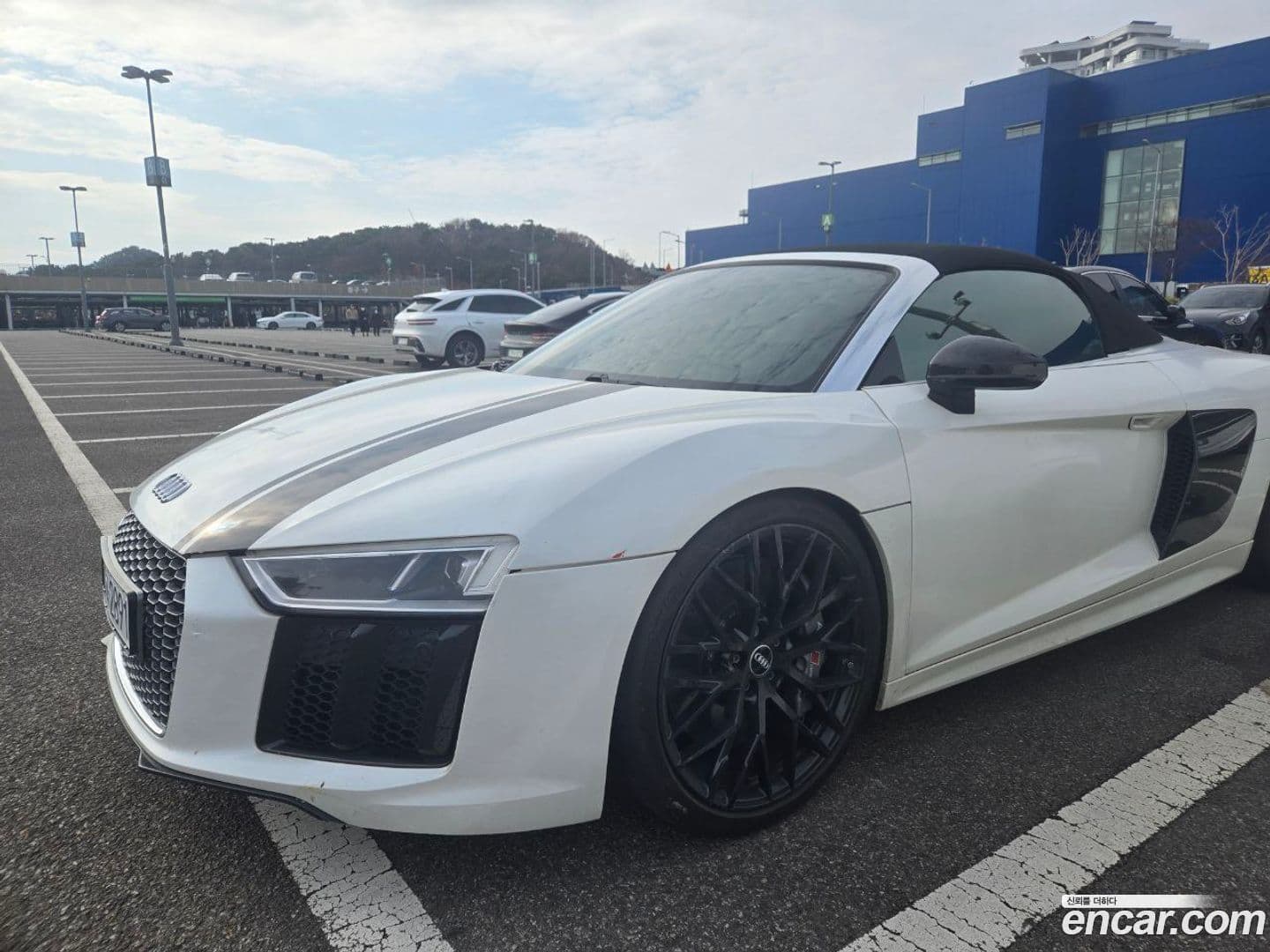 Main__Slider__Photo:R8 Audi 2017.11-3