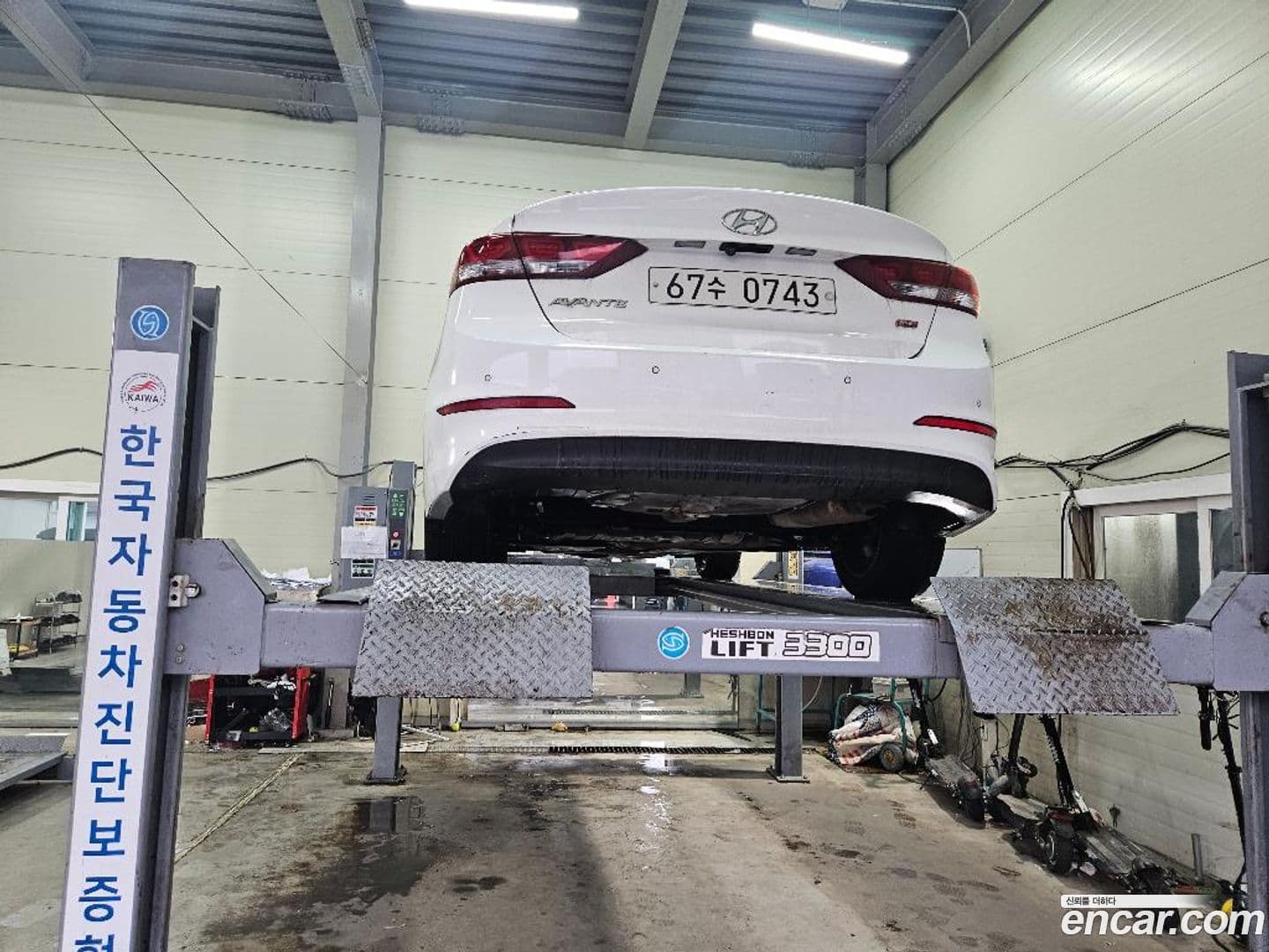 Main__Slider__Photo:AVANTE Hyundai 2015.10-0