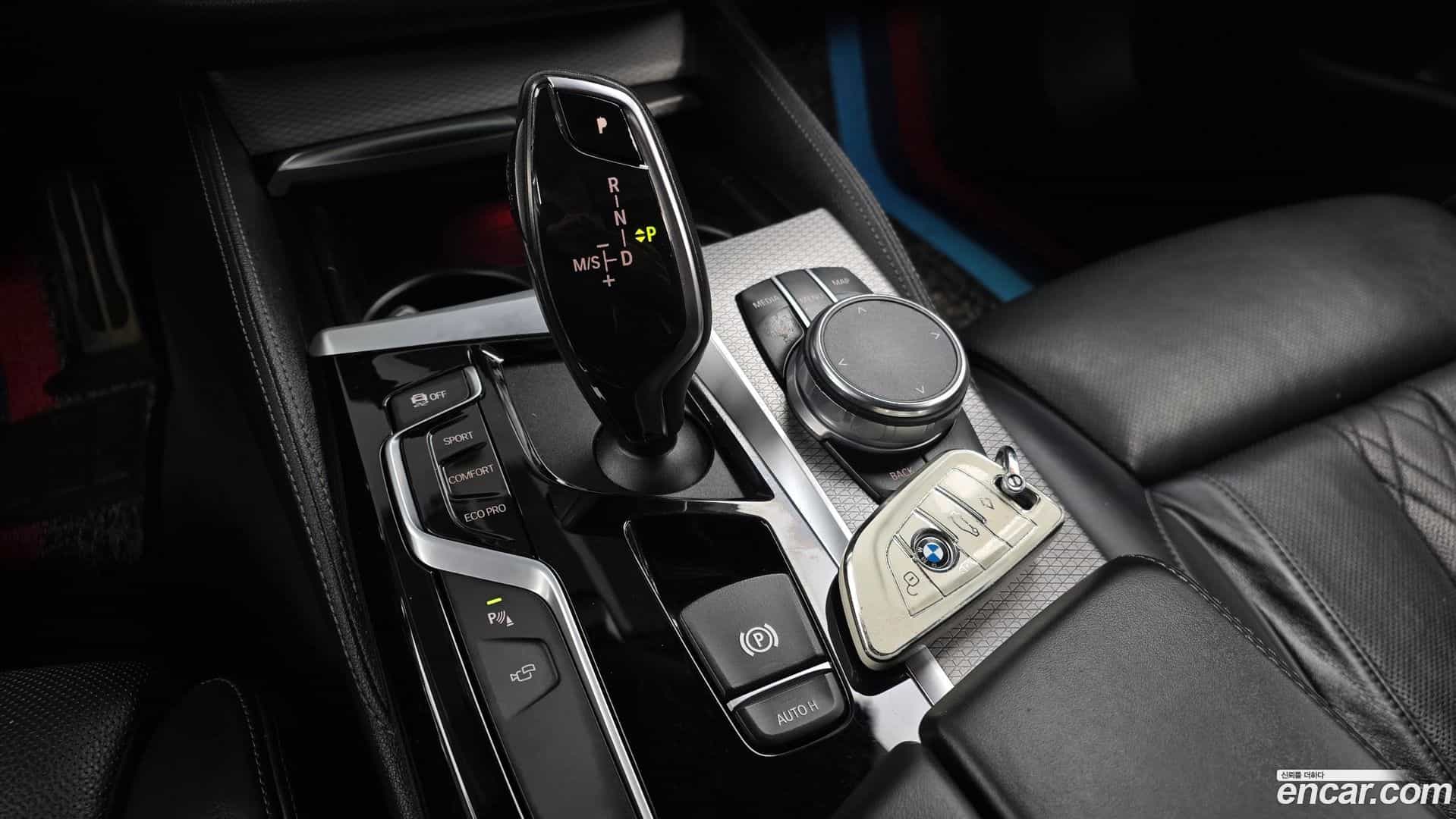 5-Series BMW 2019.4-INNER-009