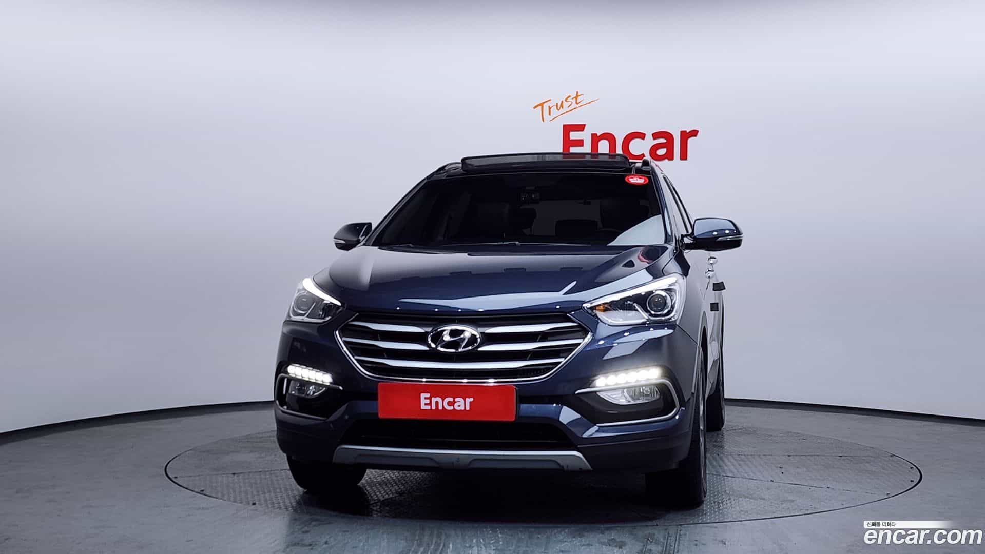 Santafe Hyundai 2017.1-OUTER-003