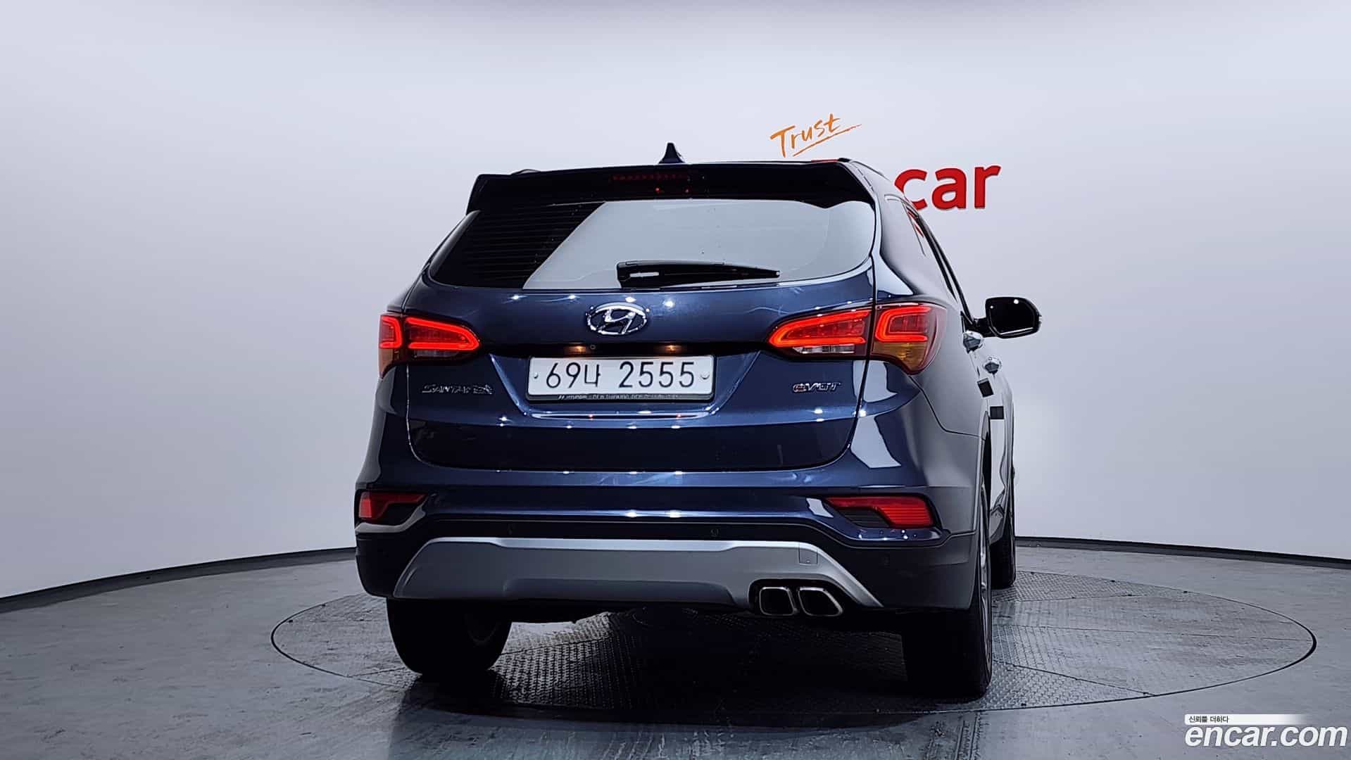 Santafe Hyundai 2017.1-OUTER-004