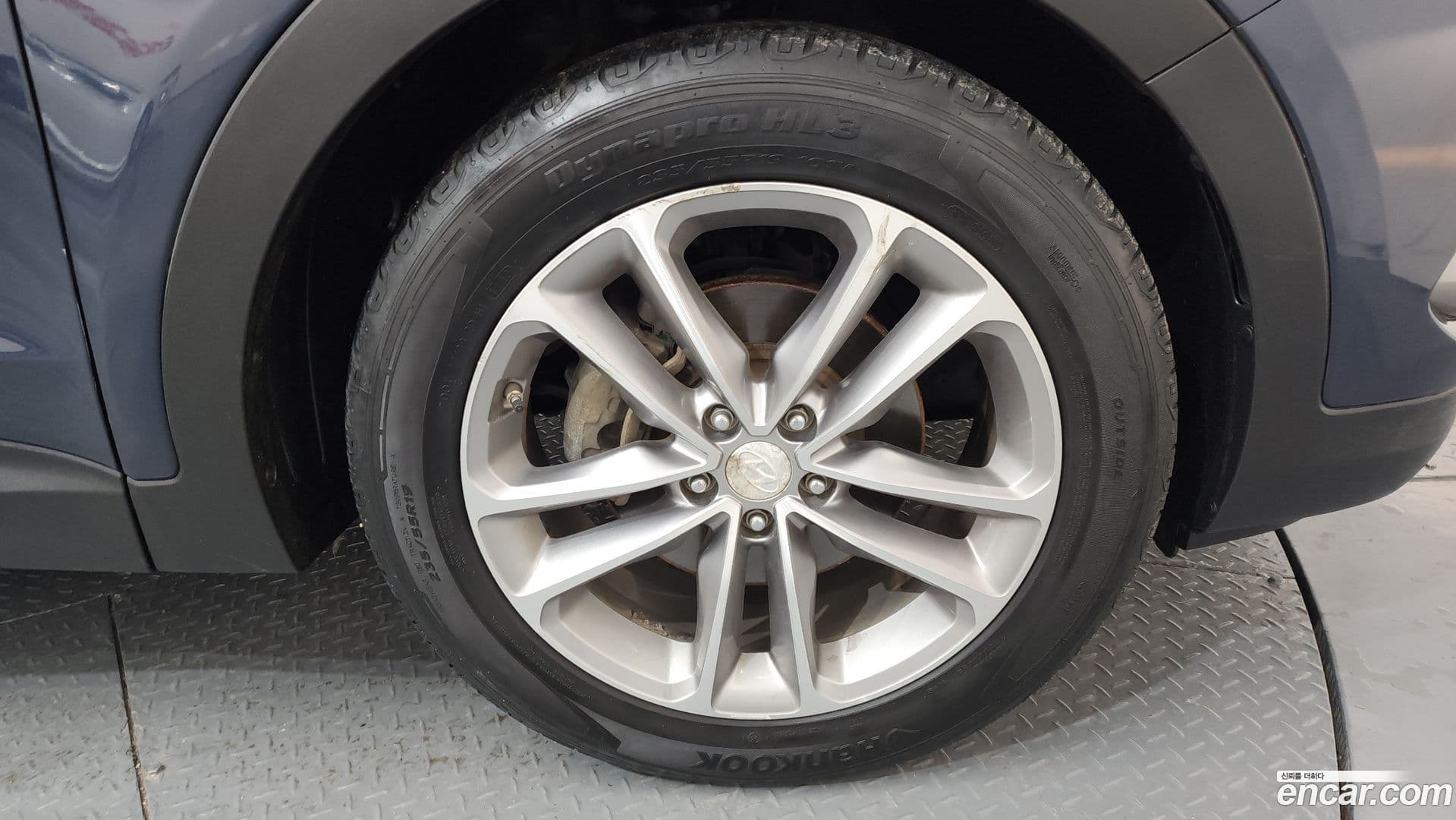 Main__Slider__Photo:Santafe Hyundai 2017.1-4