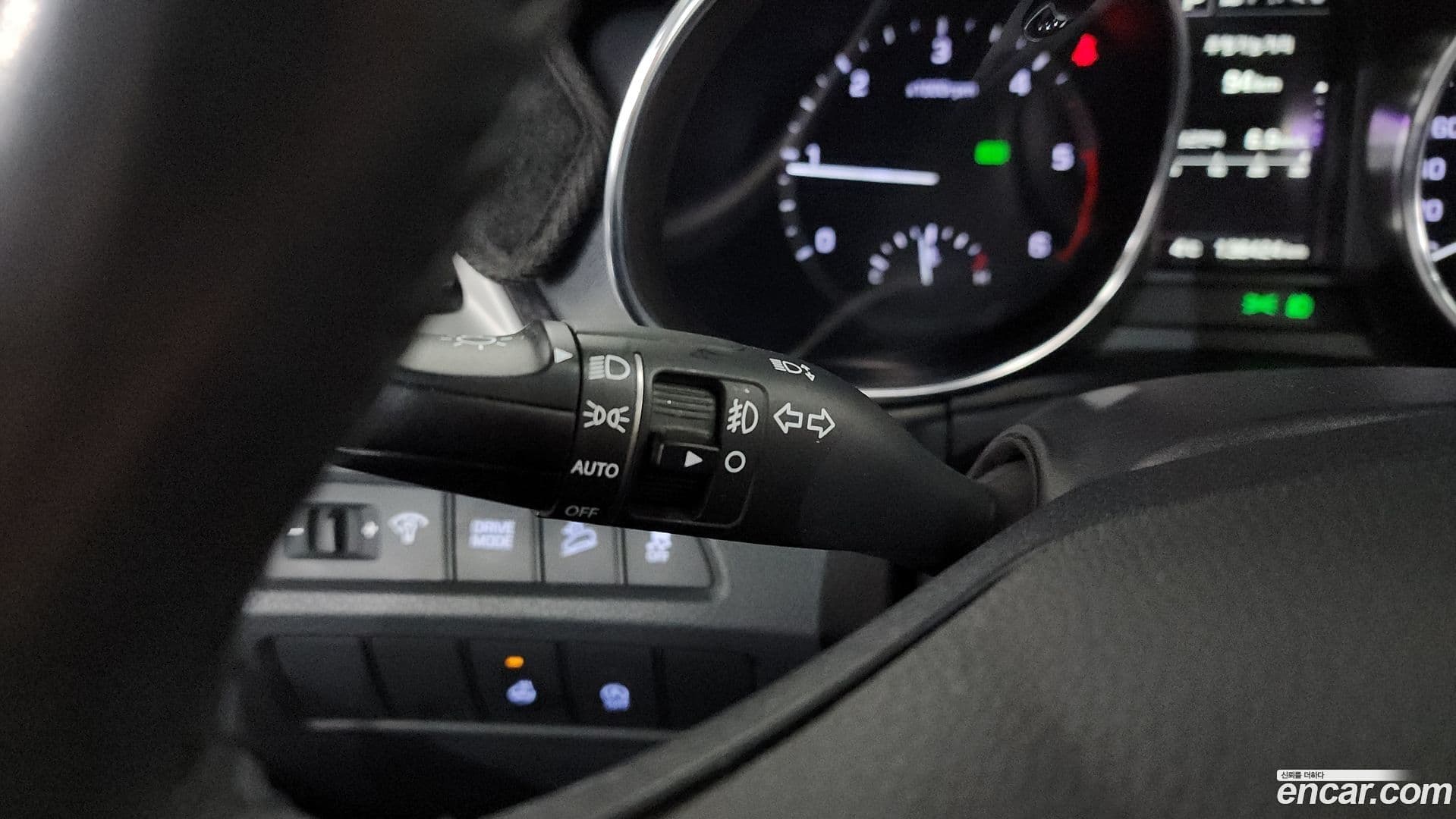 Main__Slider__Photo:Santafe Hyundai 2017.1-13