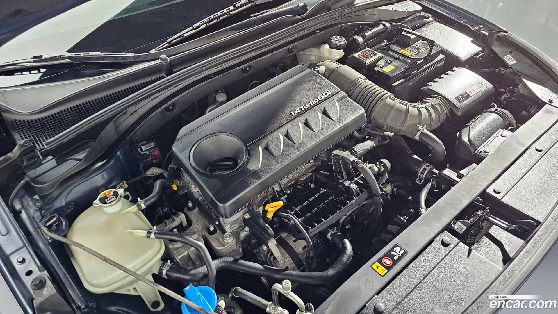 i30 Hyundai 2018.10-INNER-006