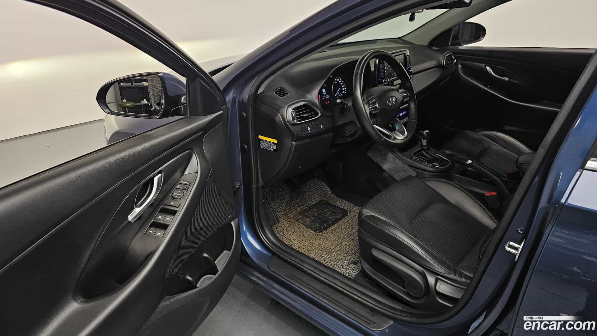 i30 Hyundai 2018.10-OPTION-015