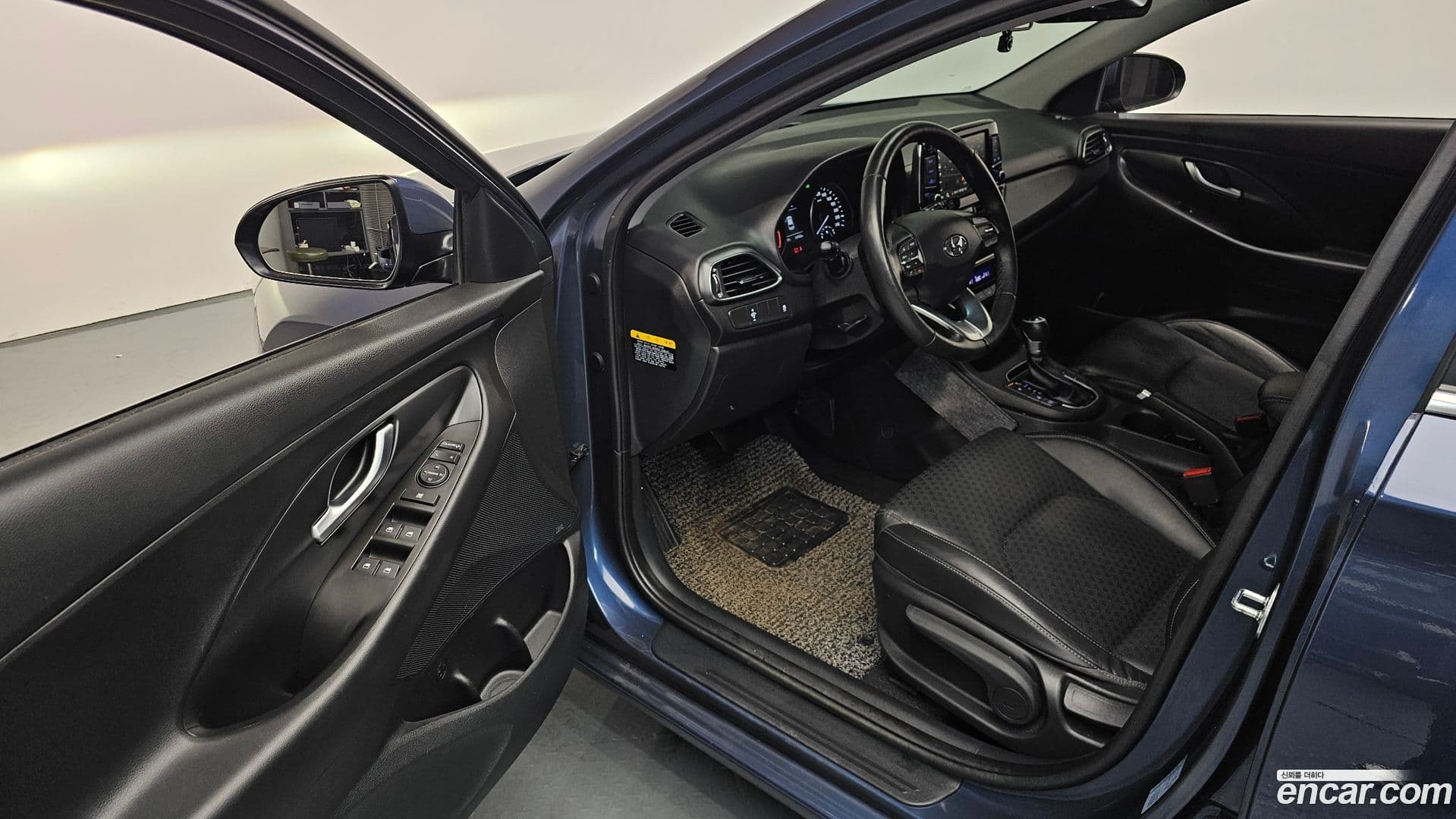 Main__Slider__Photo:i30 Hyundai 2018.10-10