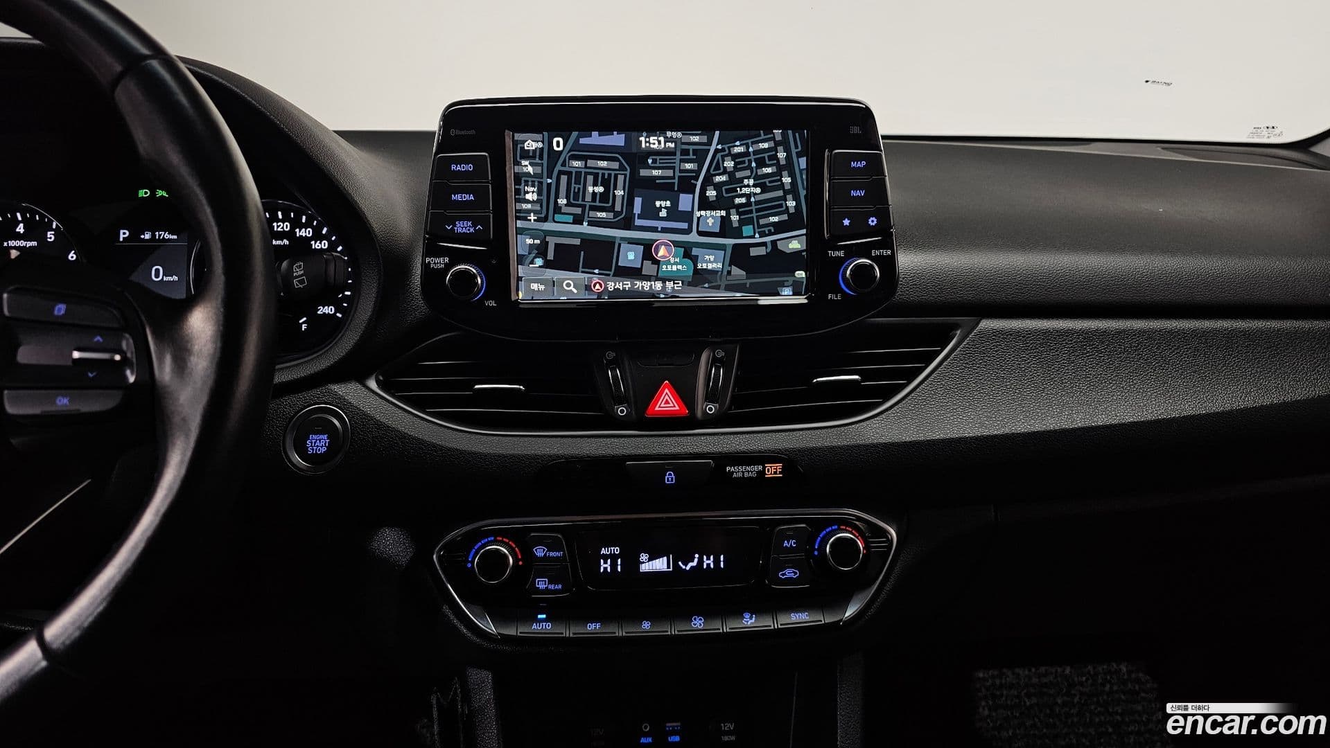 Main__Slider__Photo:i30 Hyundai 2018.10-13