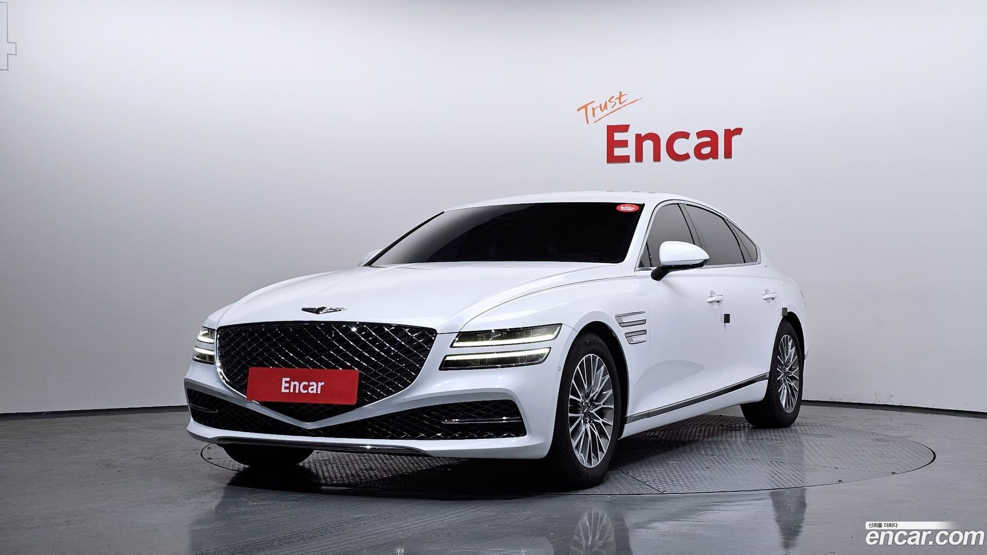 Main__Slider__Photo:G80 Genesis 2022.8-0